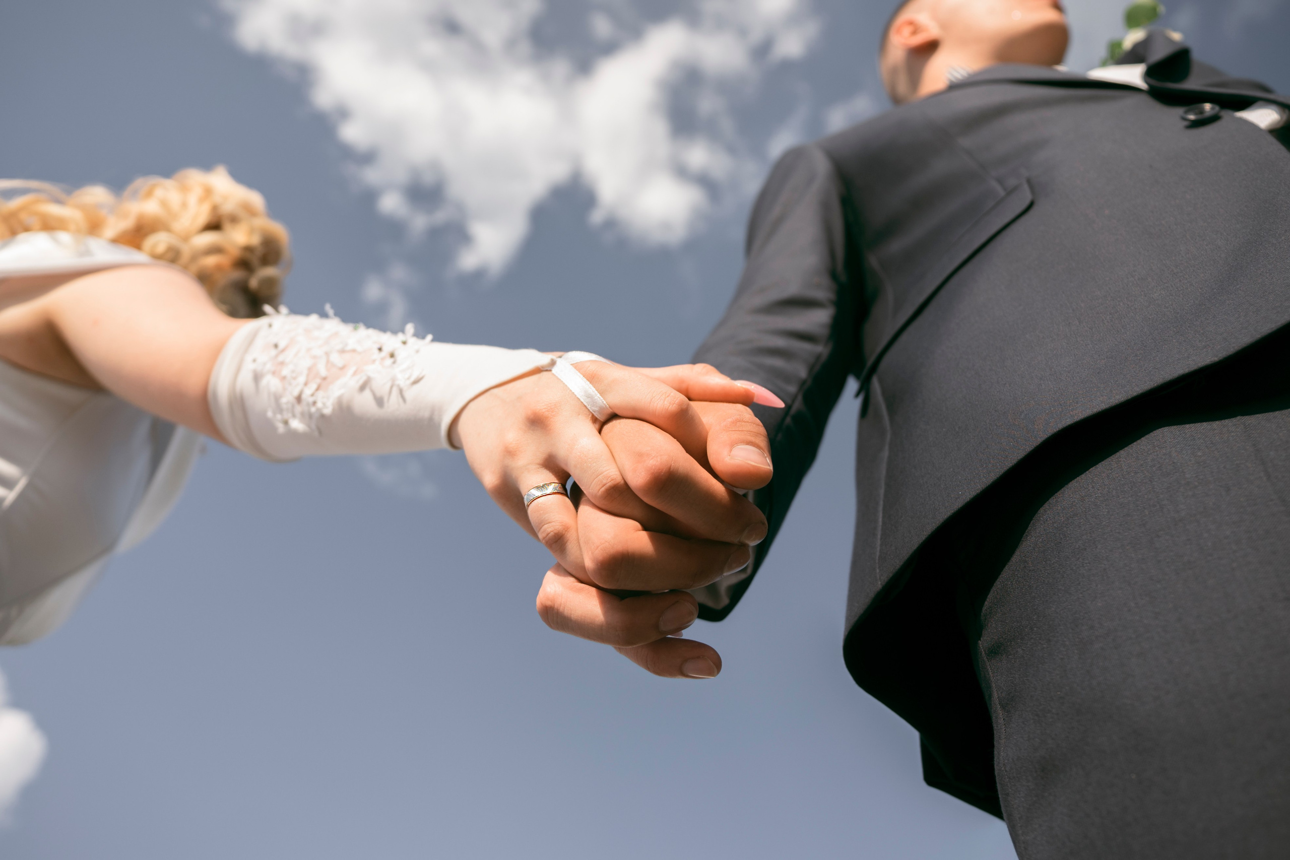 Свадебная студийная фотосессия в городе Качканар, Свердловская область