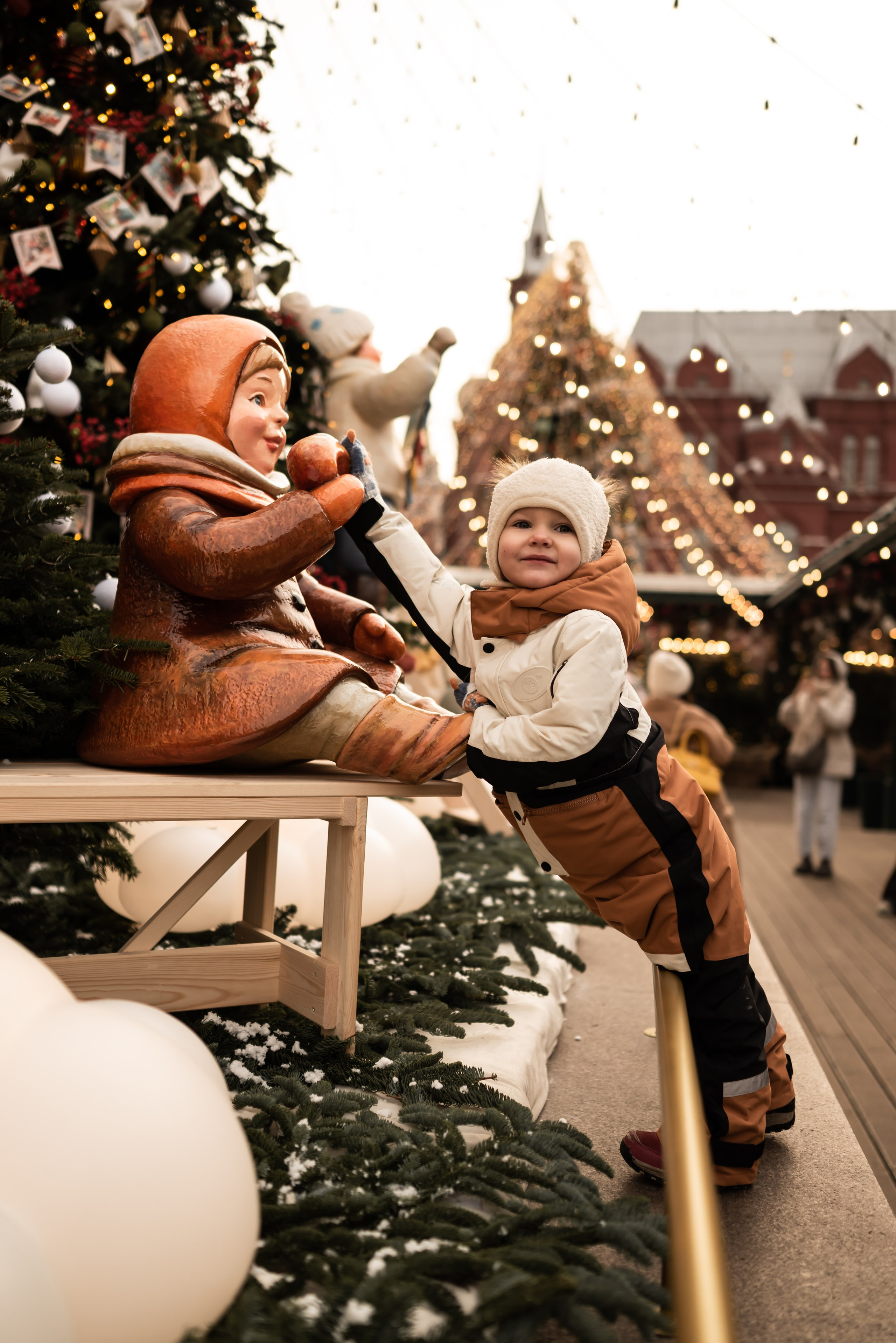 Ретро прогулка по красной площади. Фотограф Ксения Огородова портфолио