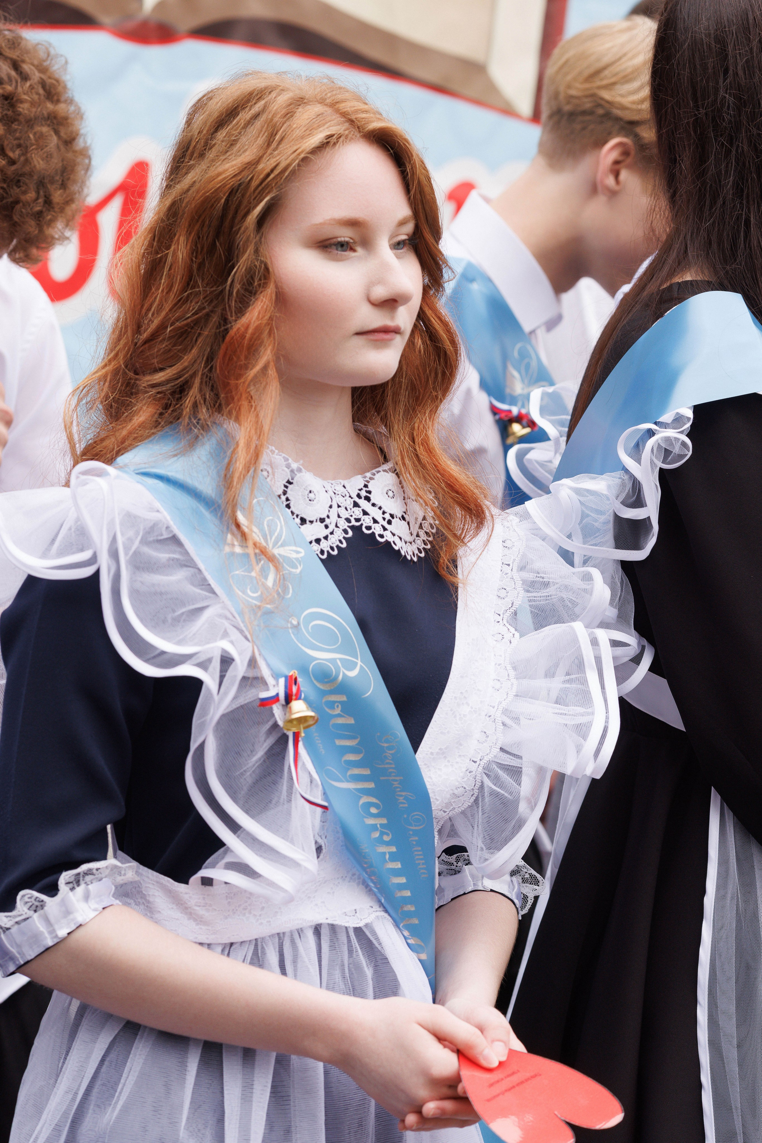 Последний звонок Гимназия Артем. Photoalbum-vl.ru