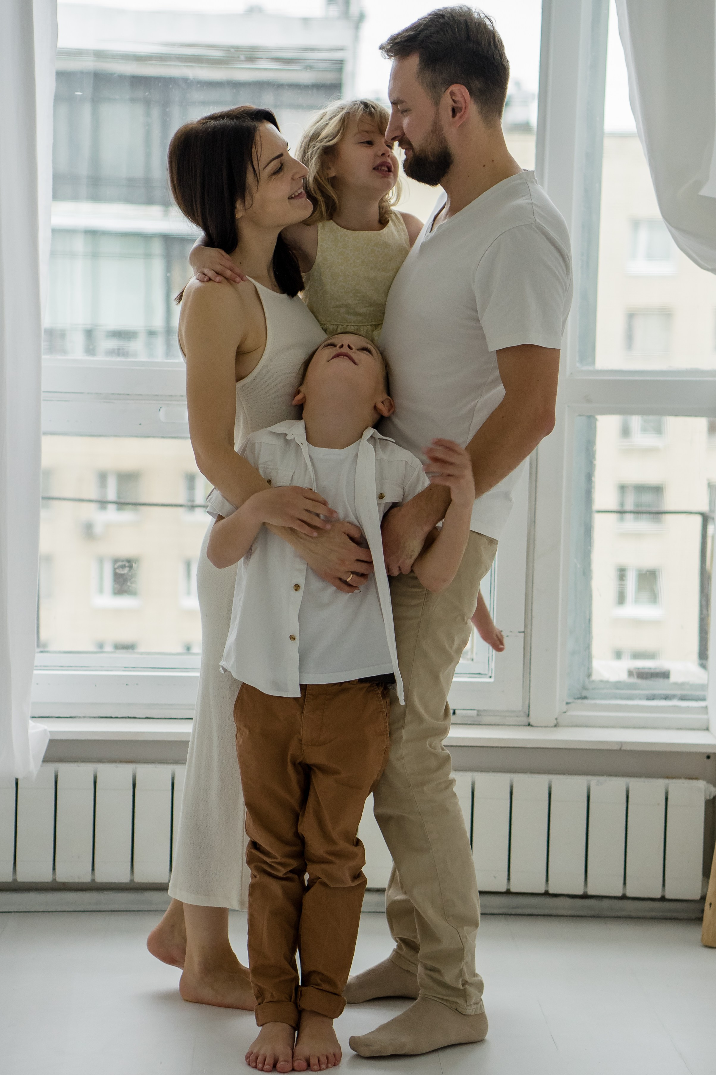 Семейная фотосессия семьи К. в фотостудии. Фотограф Ольга Игорева