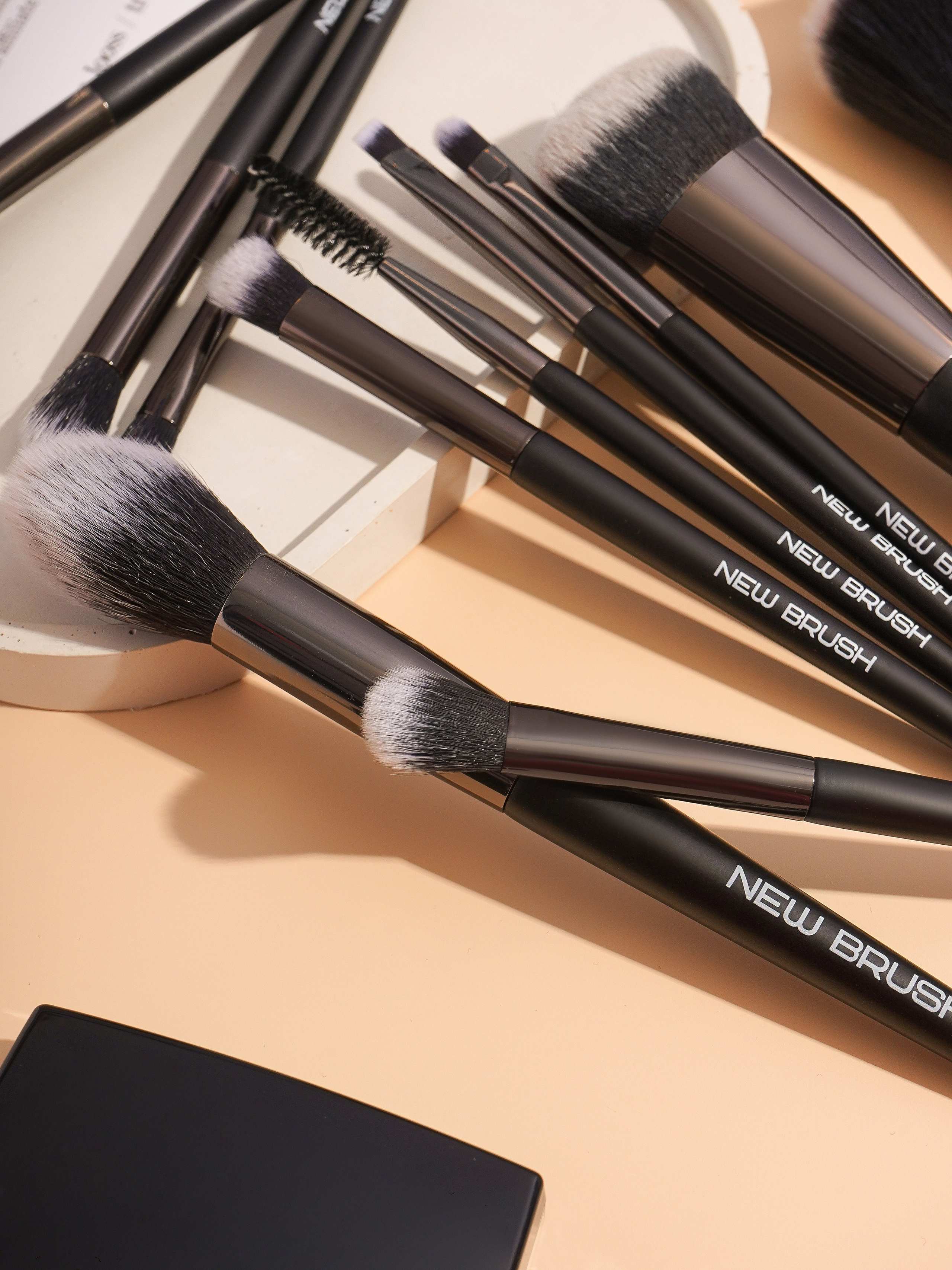 Бьюти (косметика, аксессуары). Предметный фотограф в Москве Инна Шерстюкова