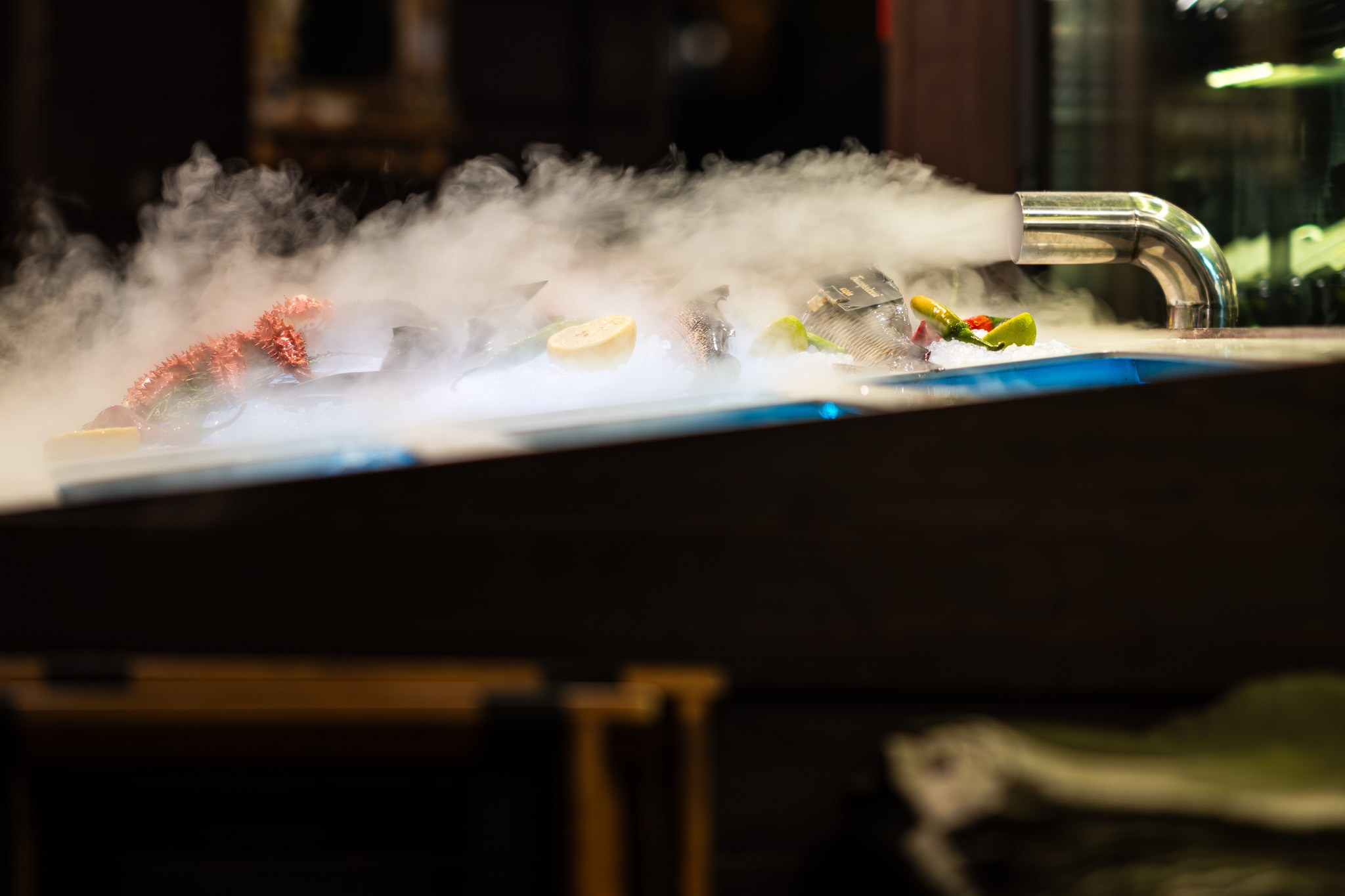 Свежие морепродукты в ресторане Fishpoint