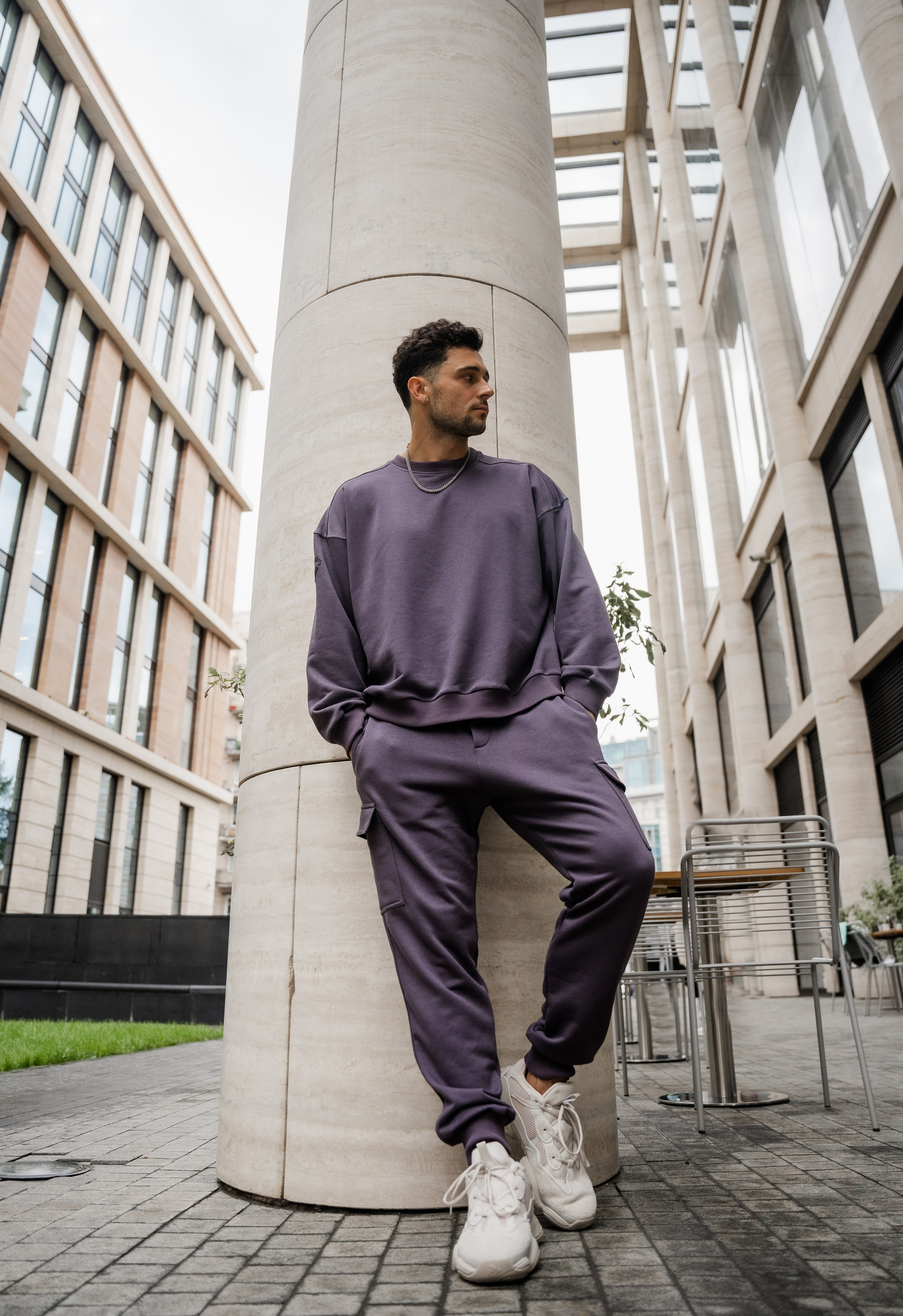 Андрей, 180 с, 48-50 р-р. KED Production — продакшн из СПб. Создаём фото, видео и контент, который помогает брендам и селлерам продавать больше