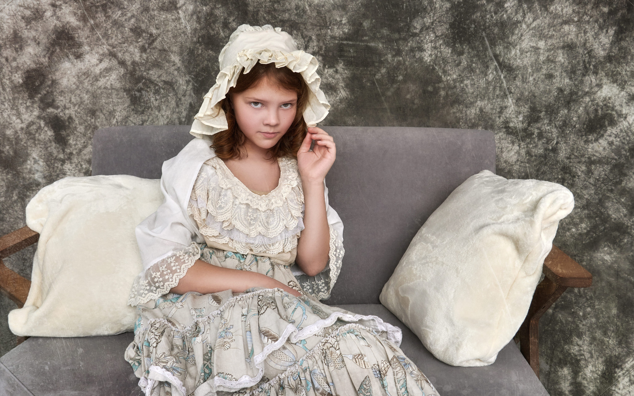 Фотопроект с костюмами дизайнера Кати Макаровой