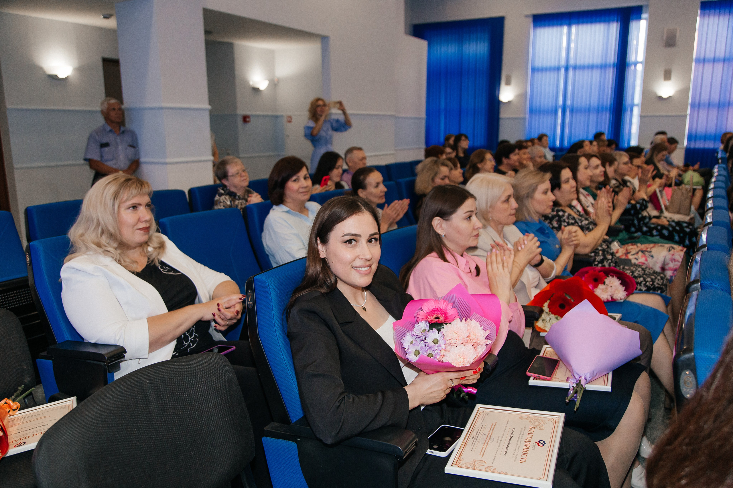 Пенсионный фонд. Свадебный фотограф в Москве и Казани
