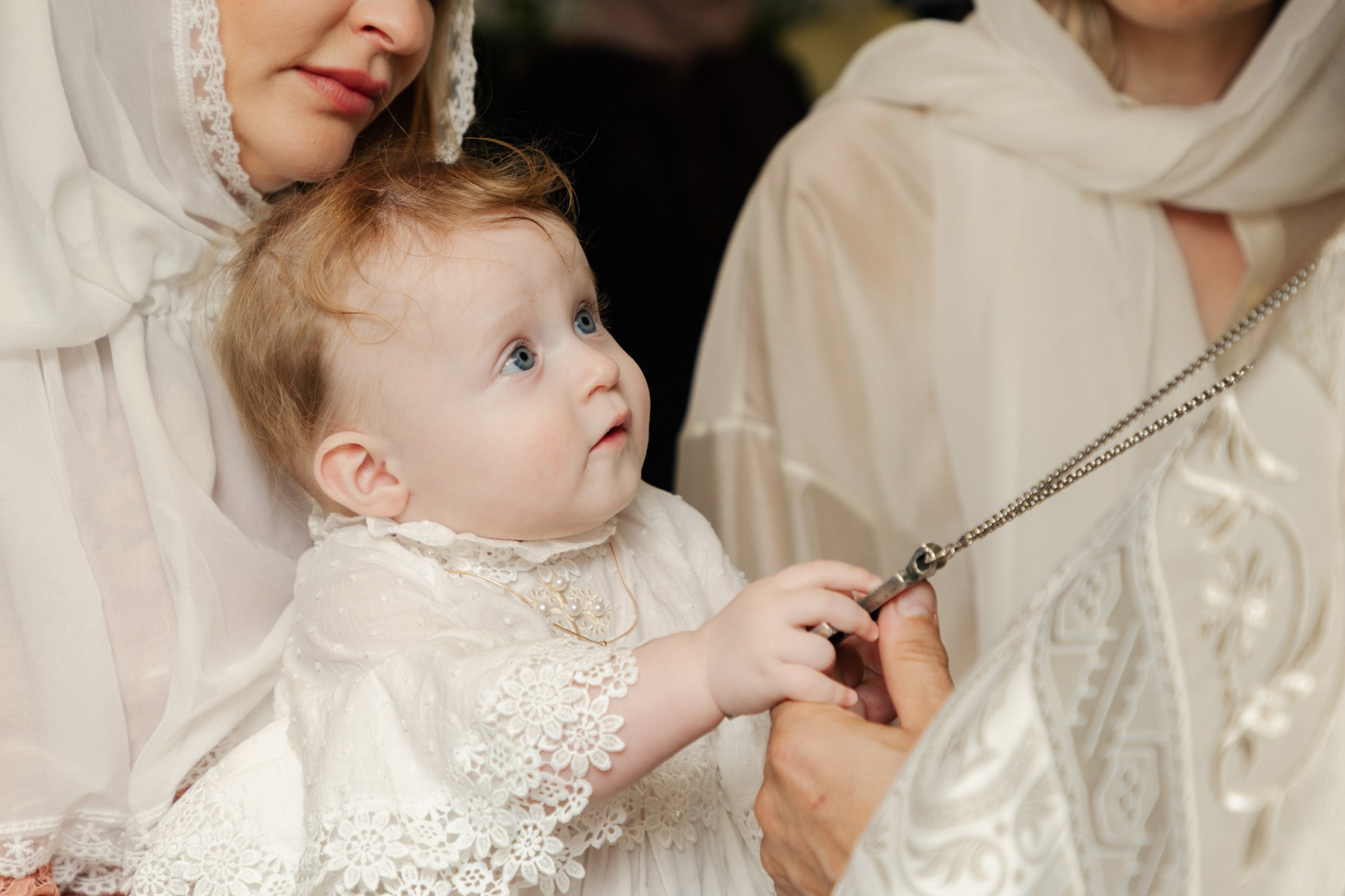 Церковь чудотворной иконы Божией Матери Всех Скорбящих Радость с грошиками. Фотограф на крещение в Санкт Петербурге