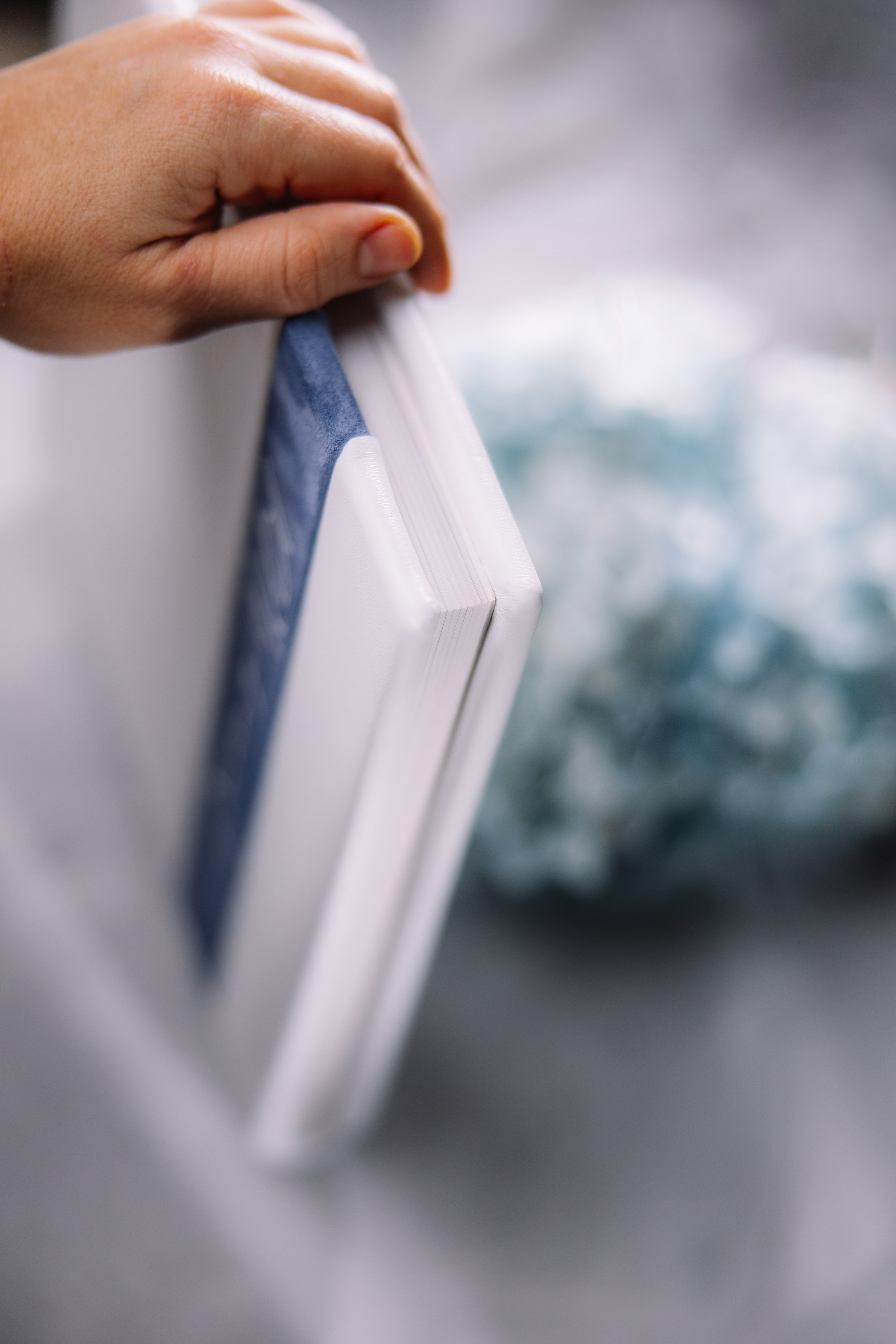 ВЛАСИ. Заказать индивидуальную фотокнигу ручной работы