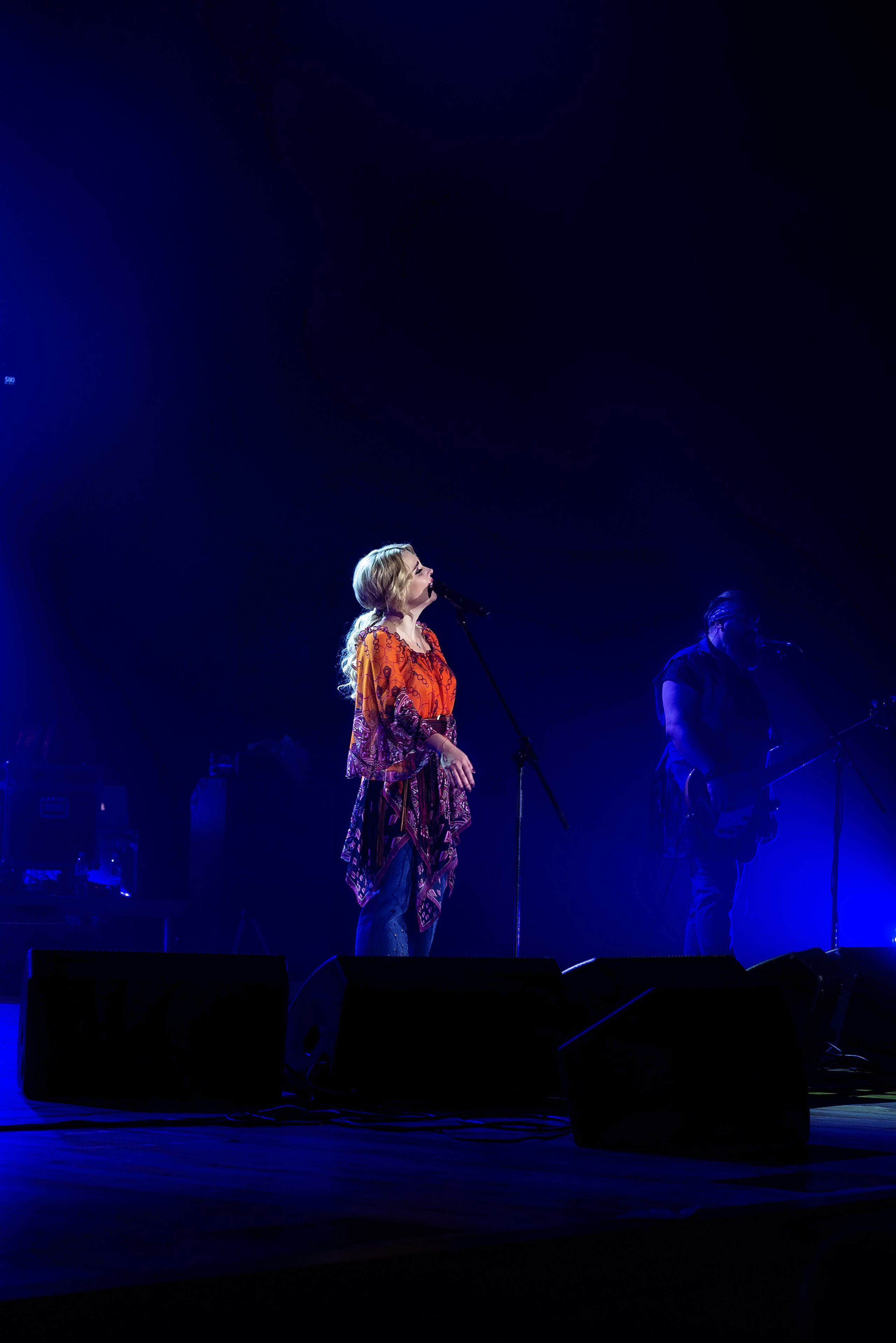 Концерт Пелагеи. Школьный, фэшн фотограф в Тюмени и в России Ирина Королева