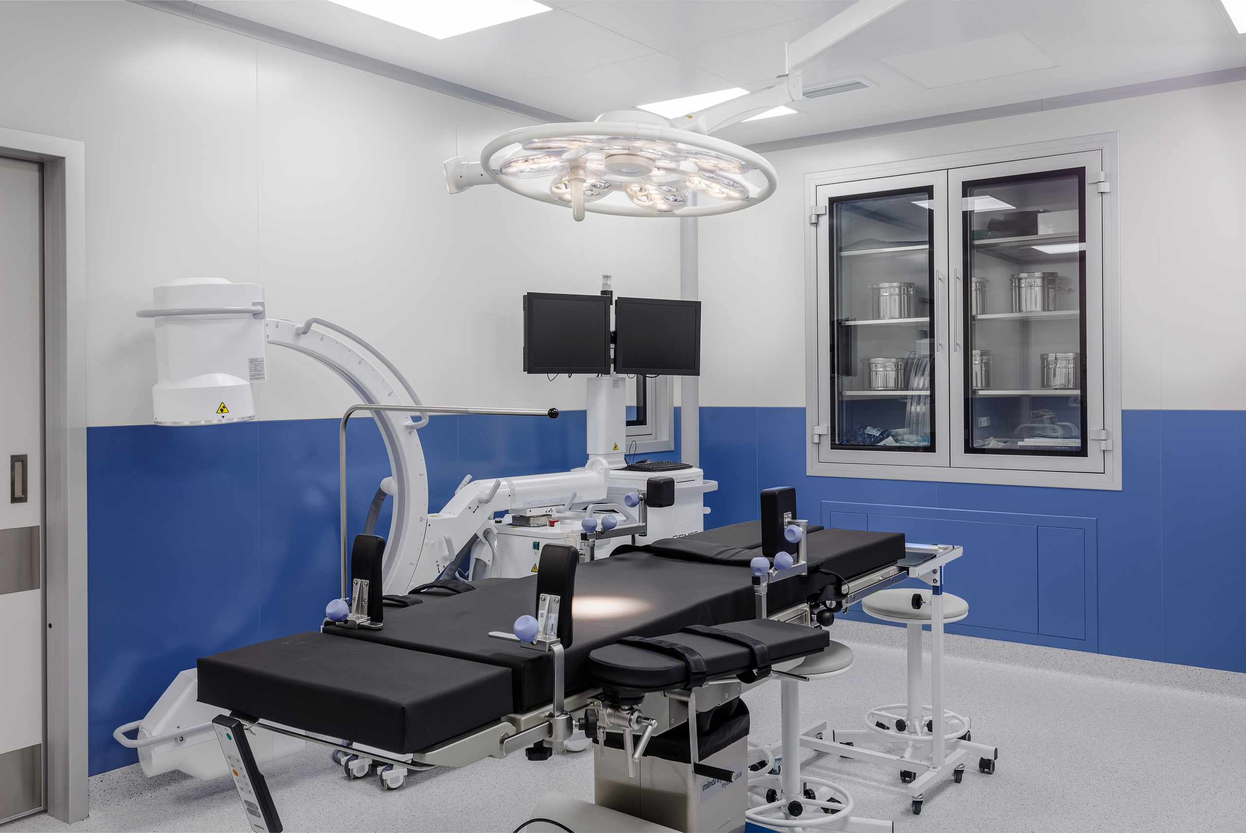  Для чего нужна профессиональная фотосъемка для больницы?Профессиональные фотографии дают возможность потенциальным пациентам заглянуть внутрь вашего центра еще до визита, формируя первое впечатление.