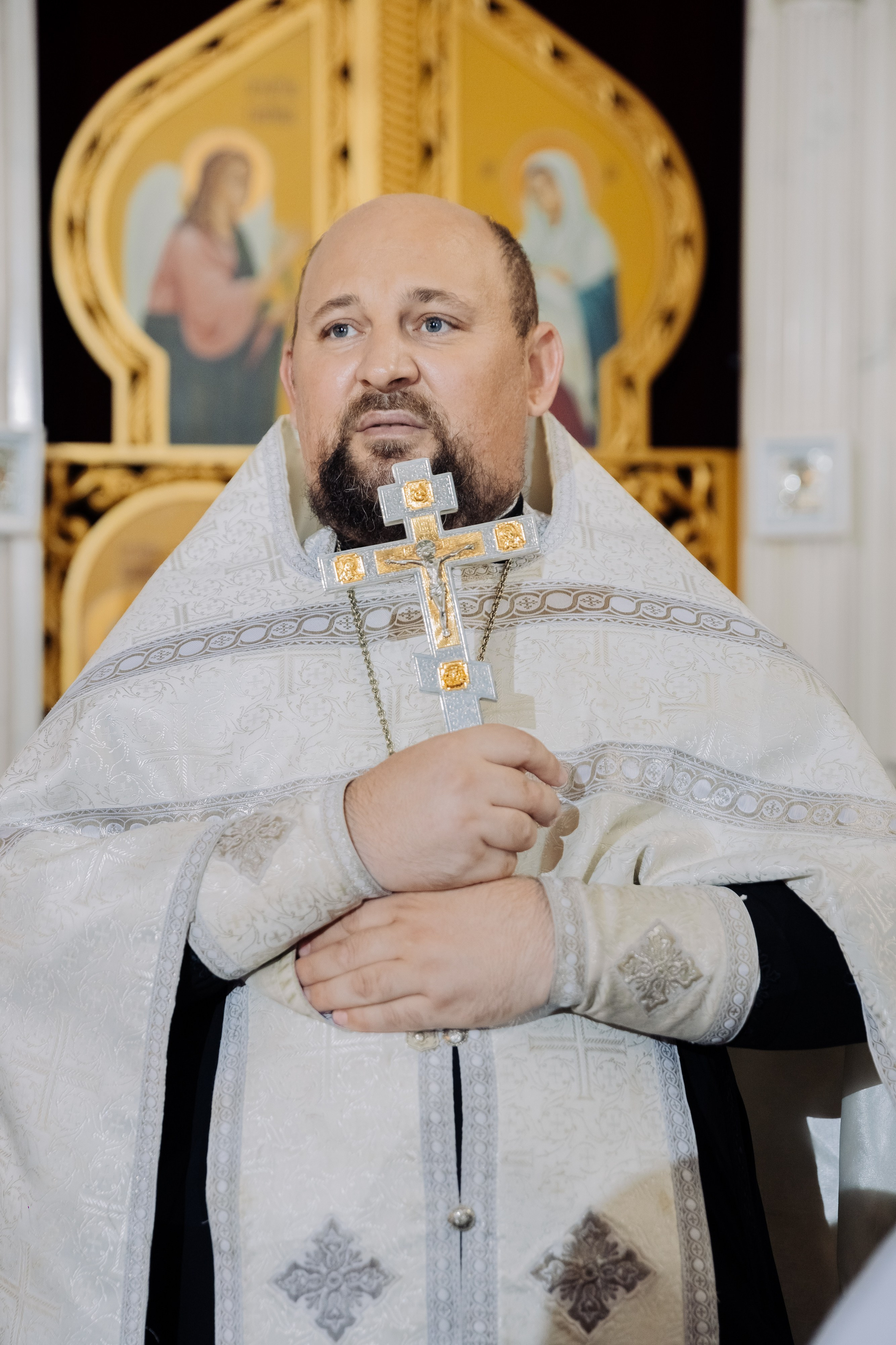 Храм Христа спасителя в Сочи. Семейный фотограф на крещение и венчание