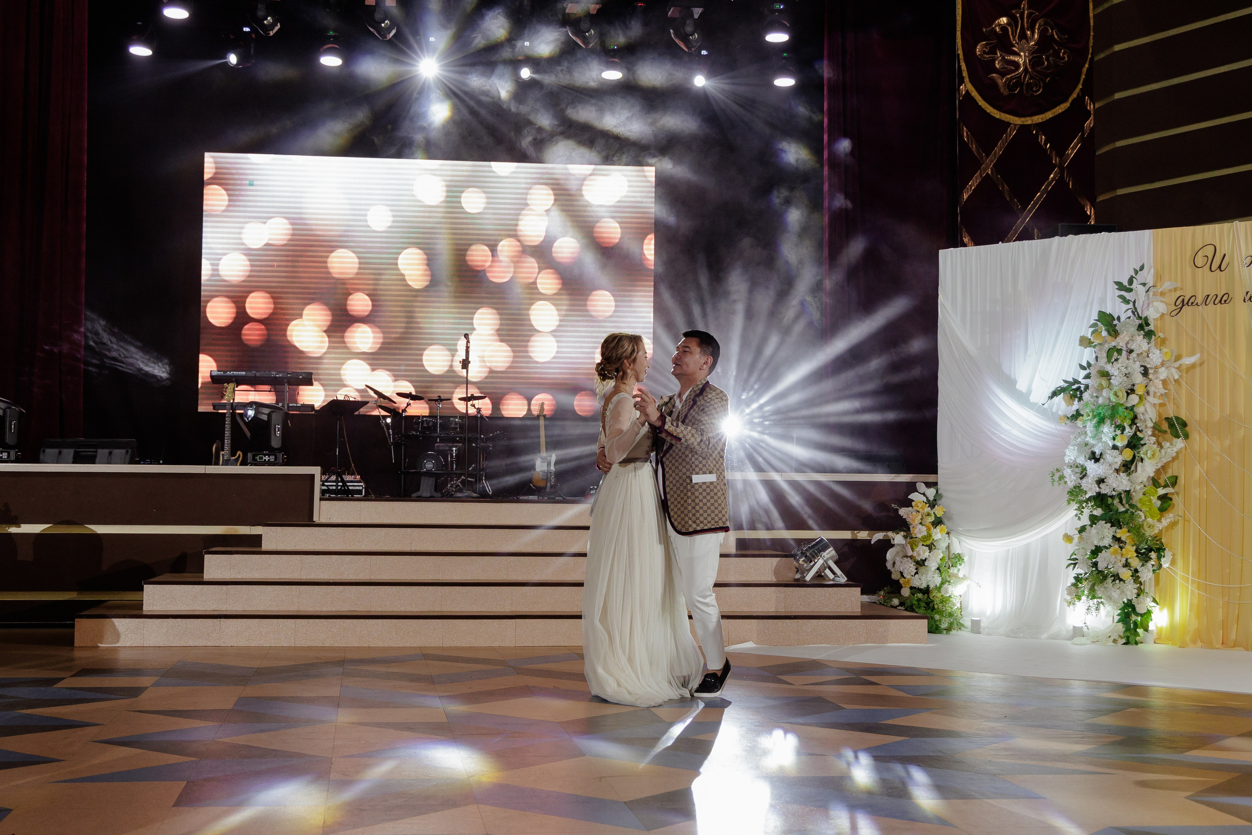 Годовщина св. Фотограф Костанай Кукуруза Анжела