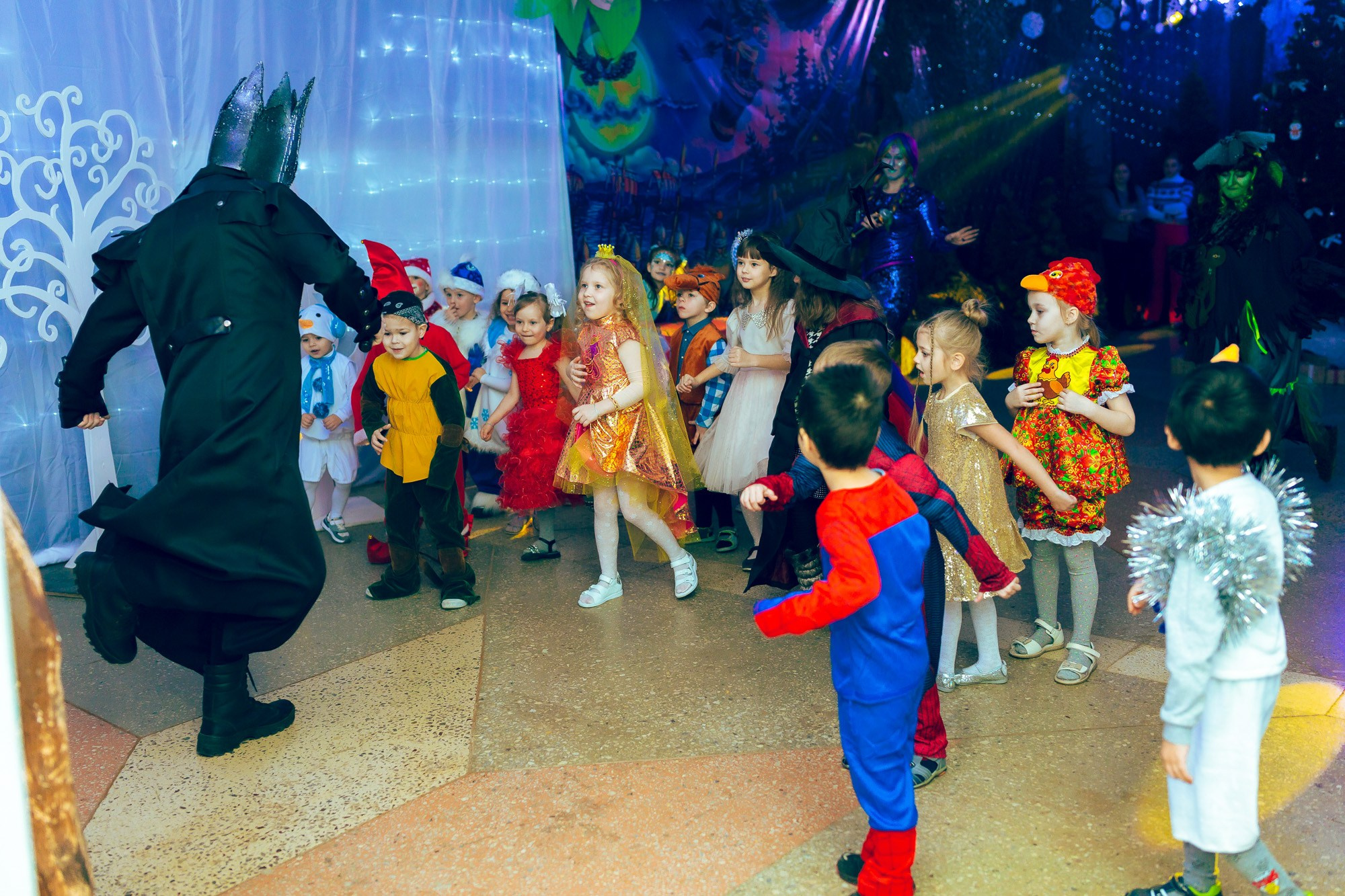 Новогодний детский утренник. Андрей Кровлин — фотограф в Славянке