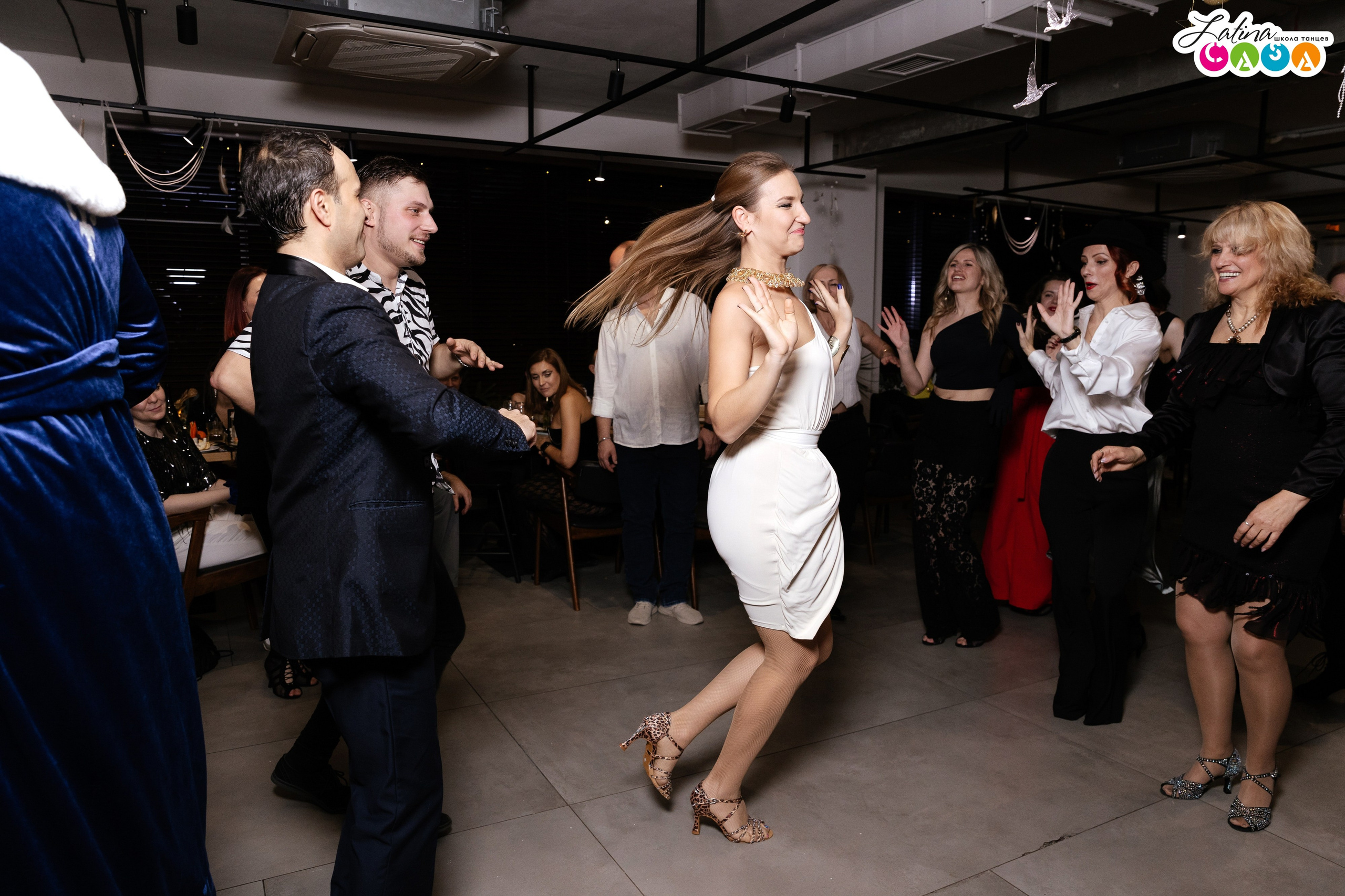 Корпоратив Casa Latina. Семейный фотограф — Макс Белогрудов