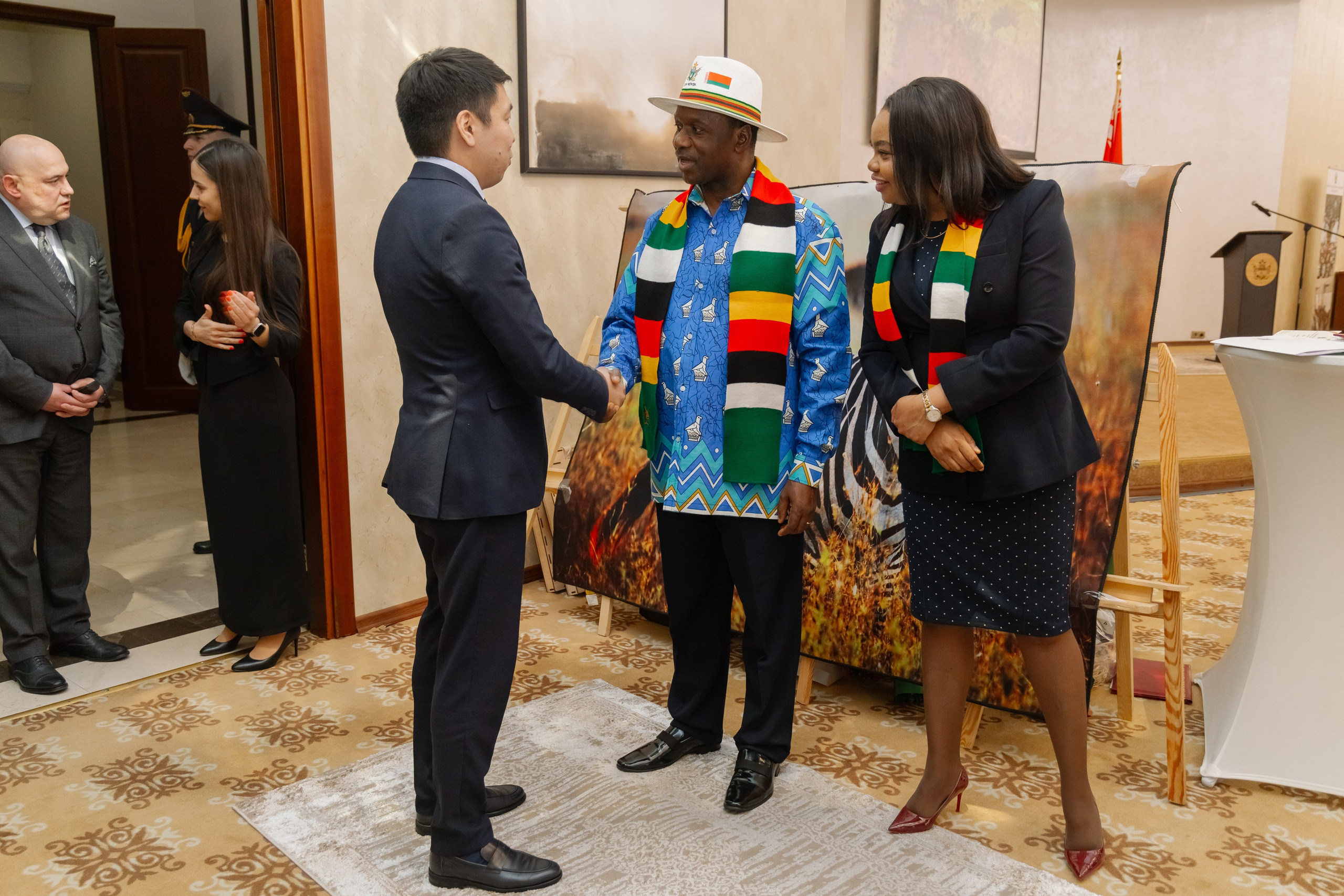 Фотосъемка делегации Посольства Зимбабве в Минске. Свадебный фотограф в Минске/Беларуси Сергей Спиридонов