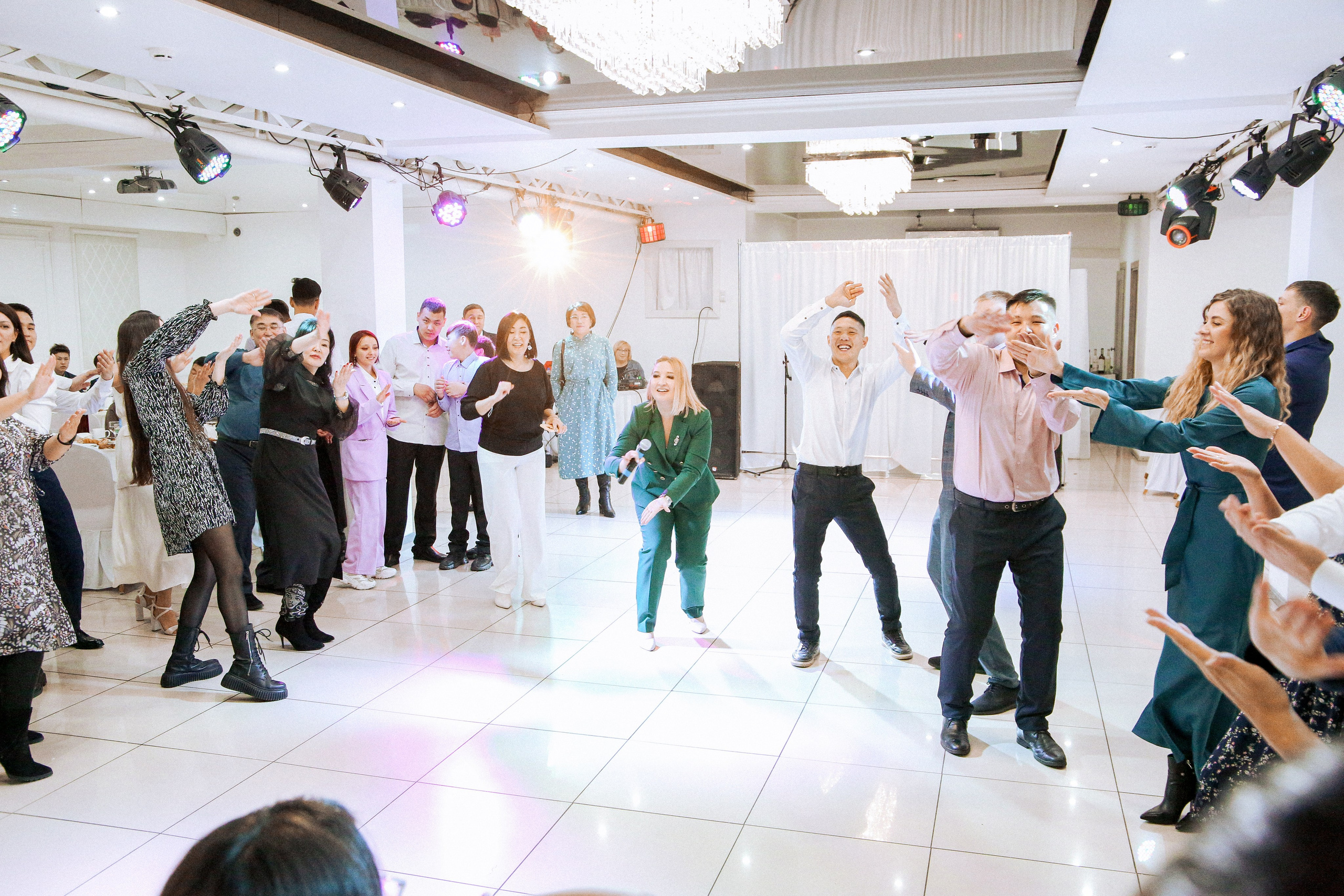 Lidia and Vasily. Свадебный и Школьный фотограф Улан-Удэ Бурятия Джулия Топоева Выпускные альбомы Фотограф на мероприятие