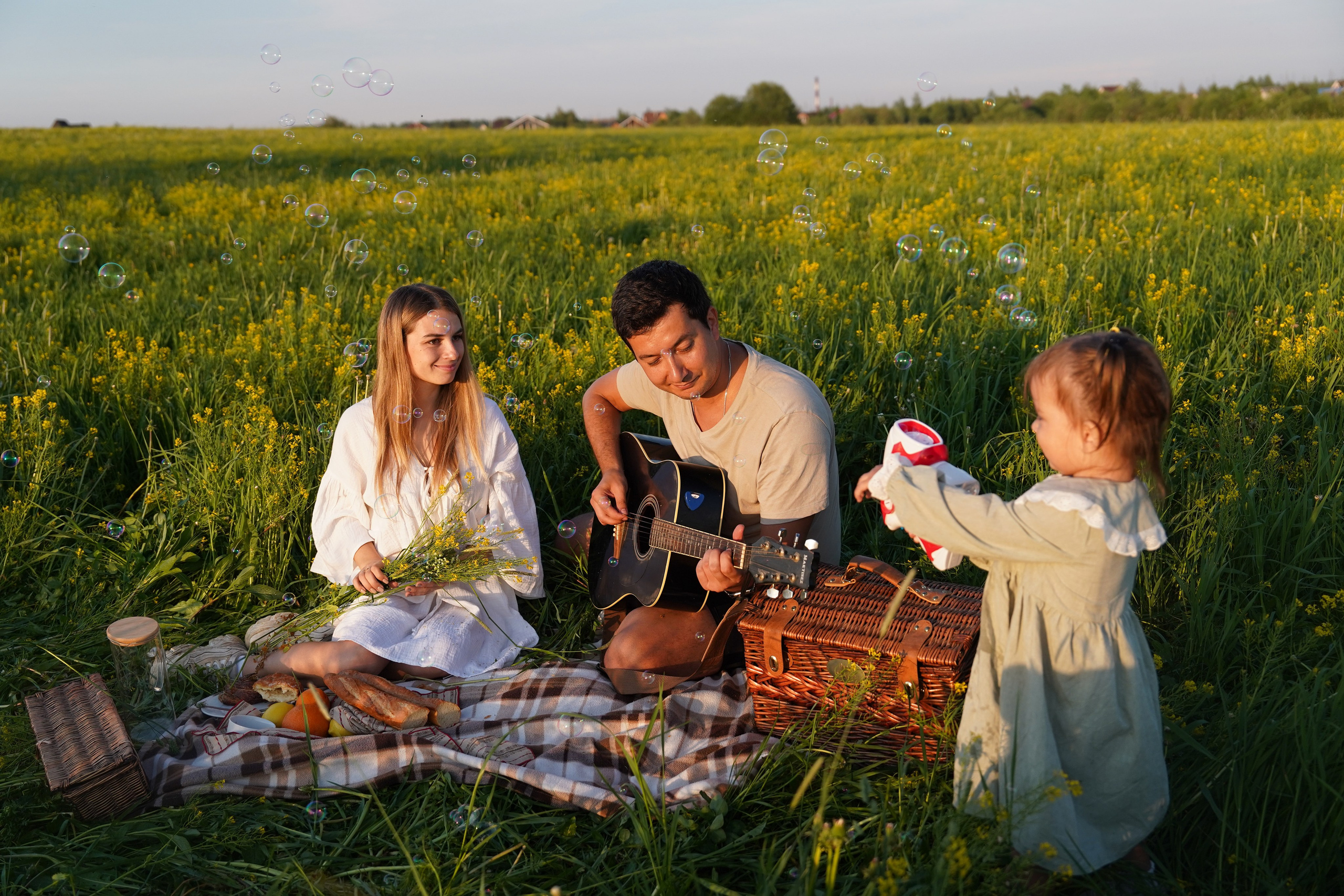 Семейная фотоистория на природе. Главная