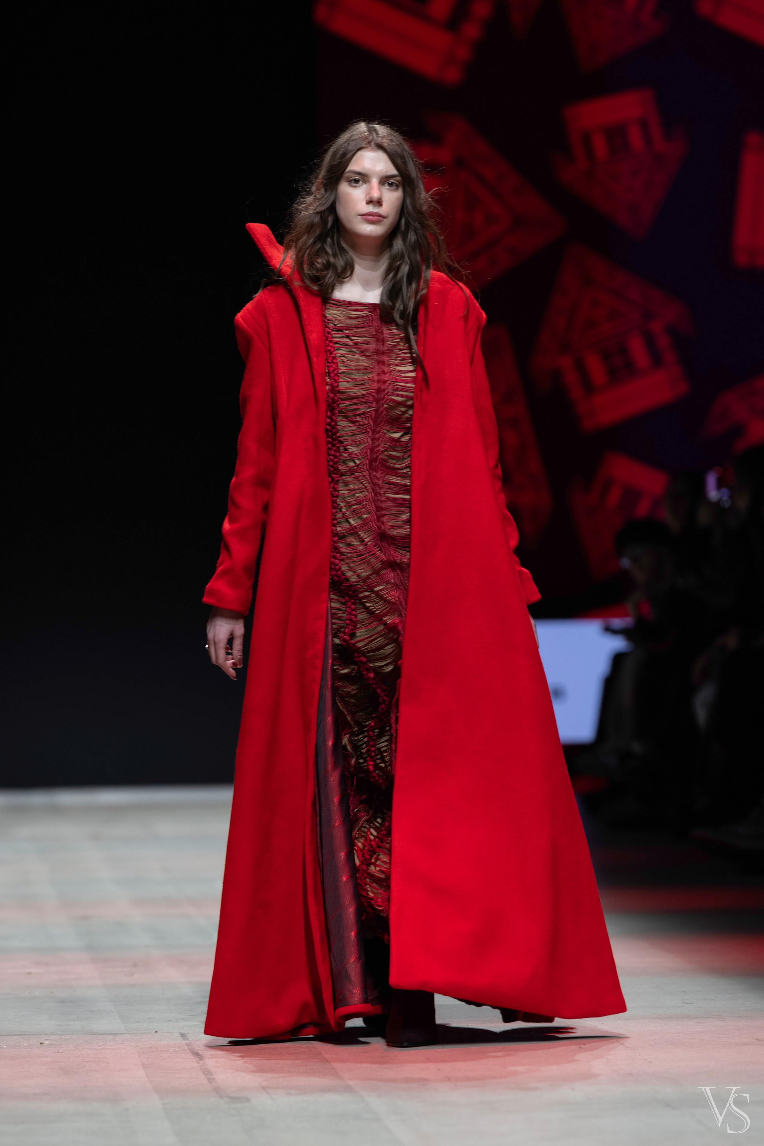 Неделя Российской моды. Манеж. РГУ Косыгина. Фотограф Виктор Степанов