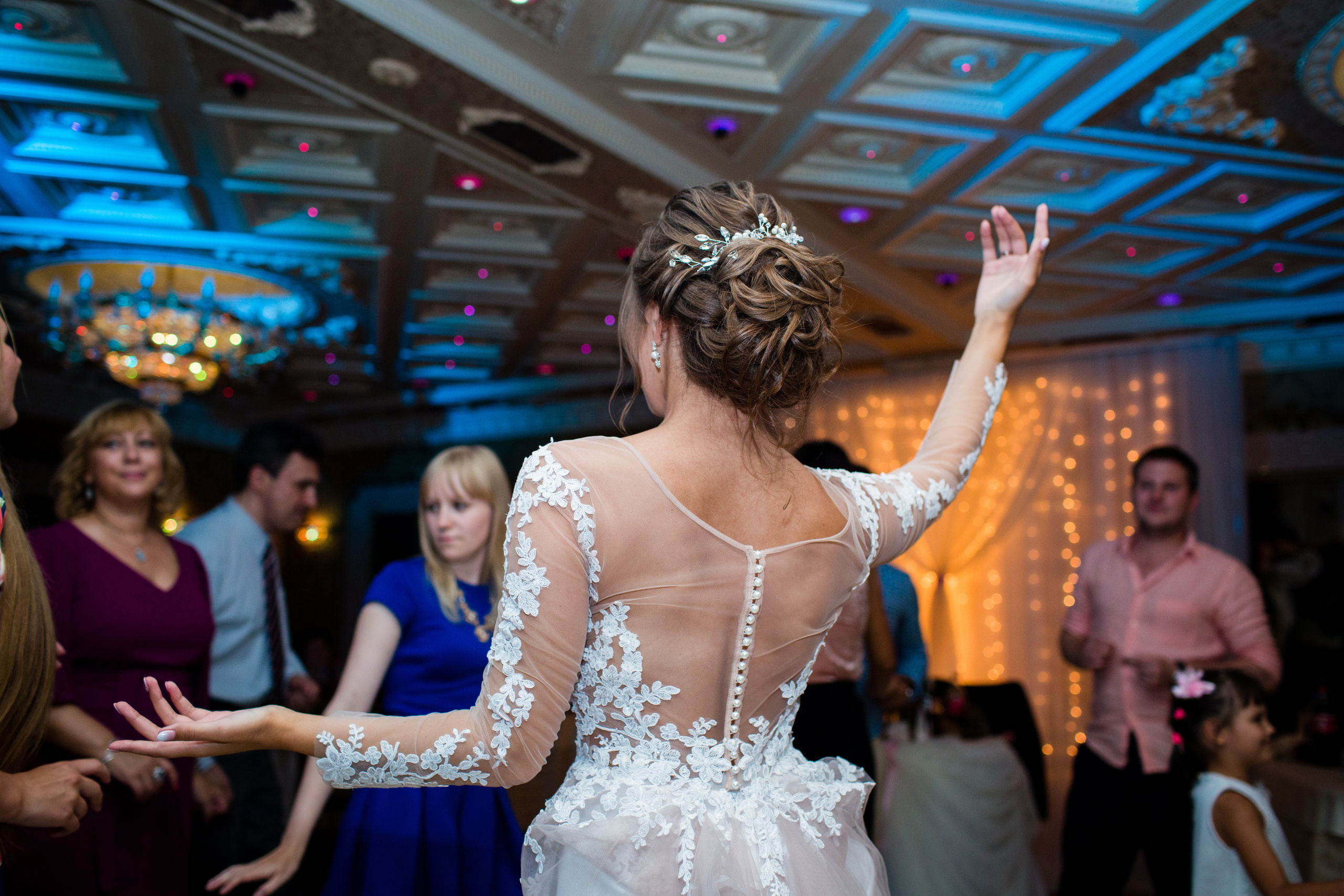 Ведущий Алексей Зубков. Ведущий на свадьбу в Москве Зубков Алексей