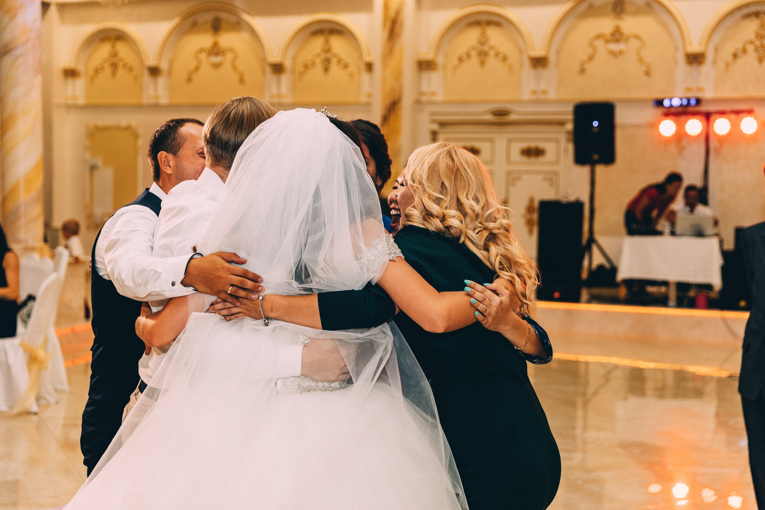 Ведущий Алексей Зубков. Ведущий на свадьбу в Москве Зубков Алексей