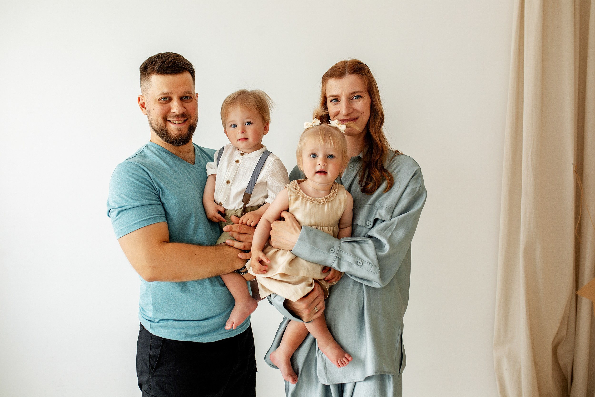 ВАРЯ и ИЛЬЯ 1 год. Фотограф новорожденных Оксана Полевская