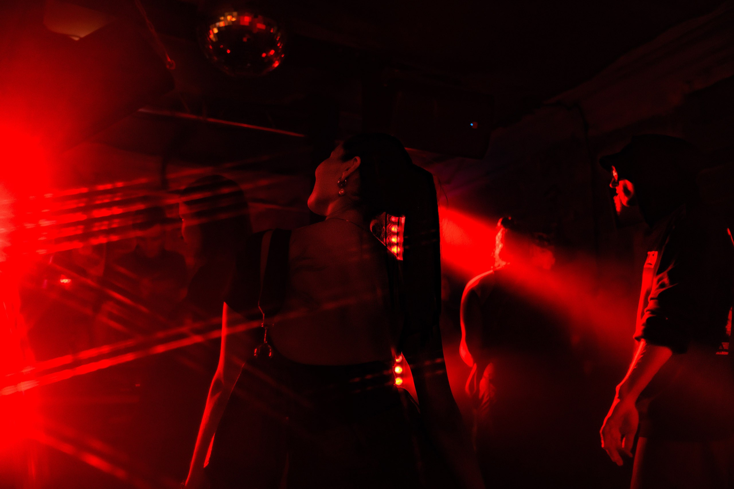 Octave (Ro) x stndrt13. Репортажный фотограф Екатеринбург | Яркий, качественный репортаж | Концерты, клубы, репортаж, праздники, корпоративы