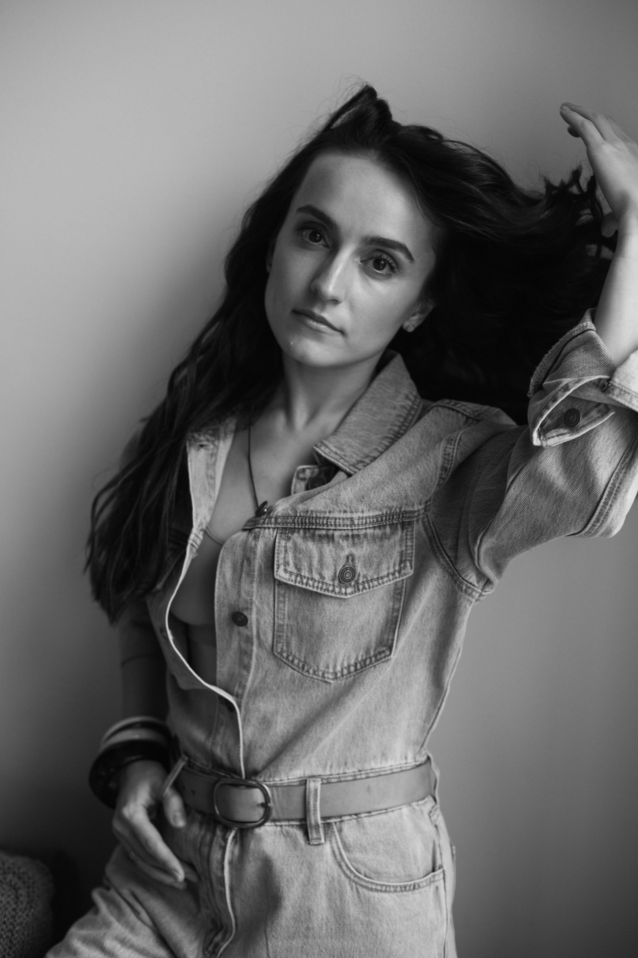 Александра. Главная