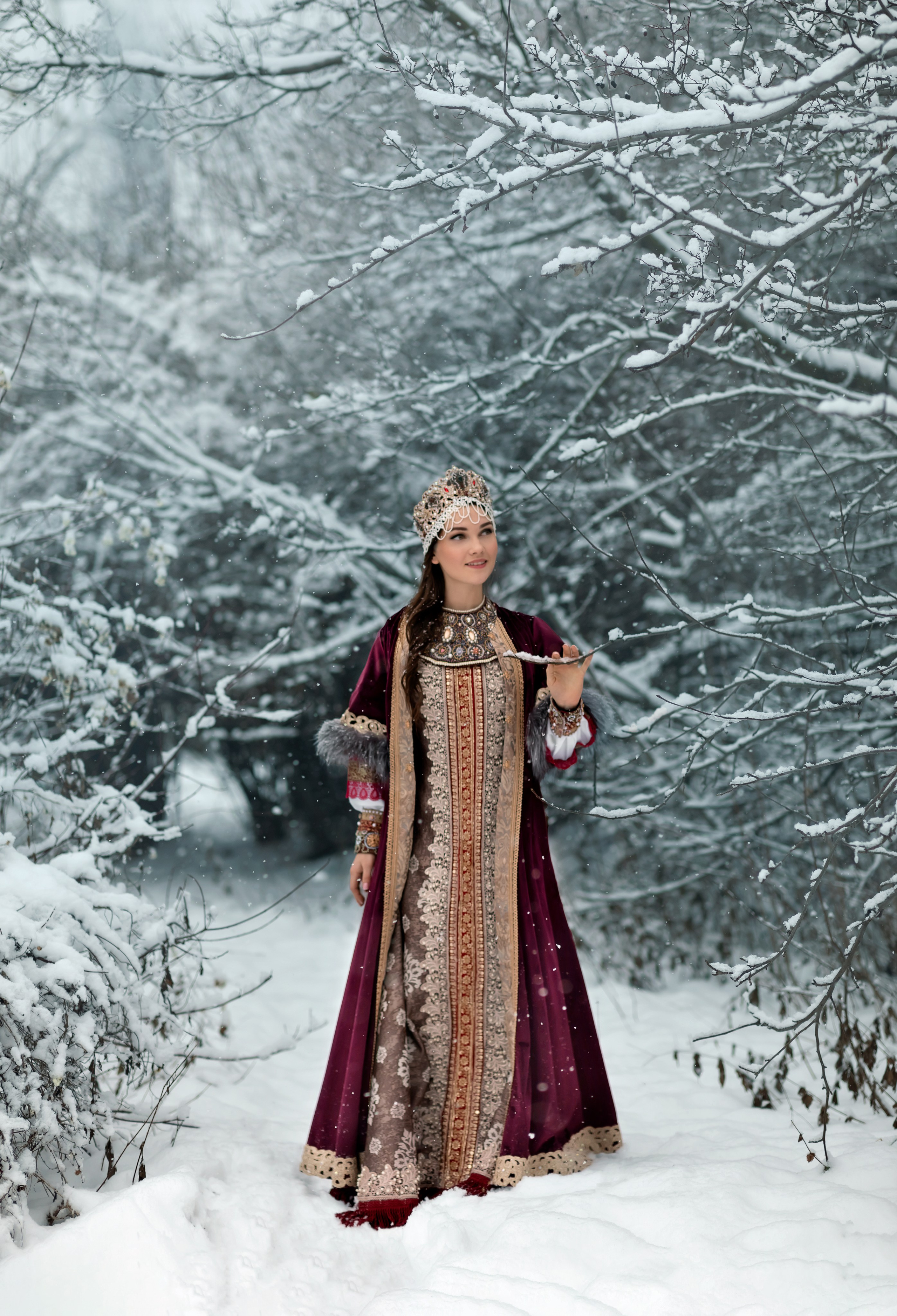 A9. Дизайнер костюмов и украшений, фотограф