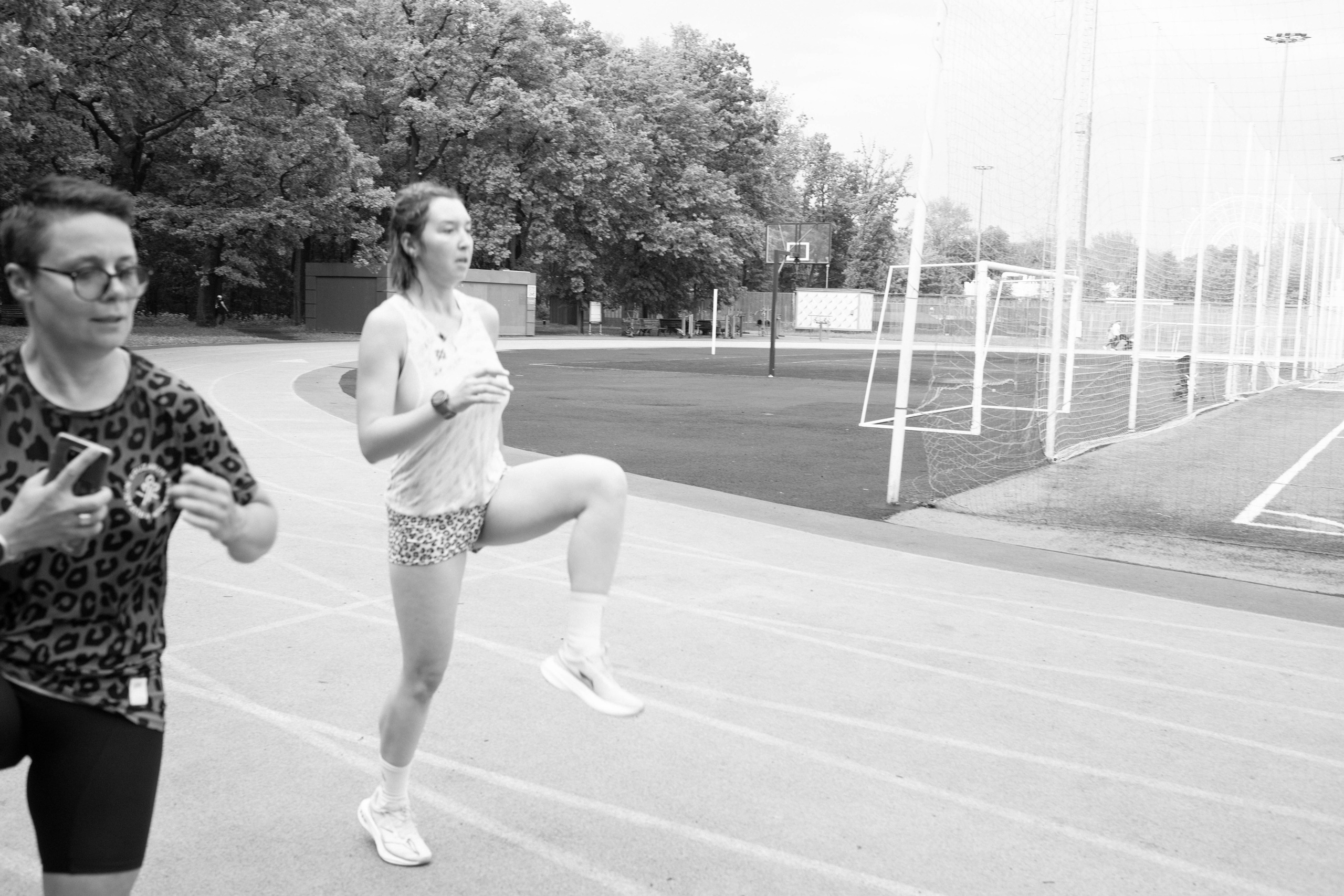 Тренировка сквозь призму чб. Александра Мельниченко/ Бегающий фотограф