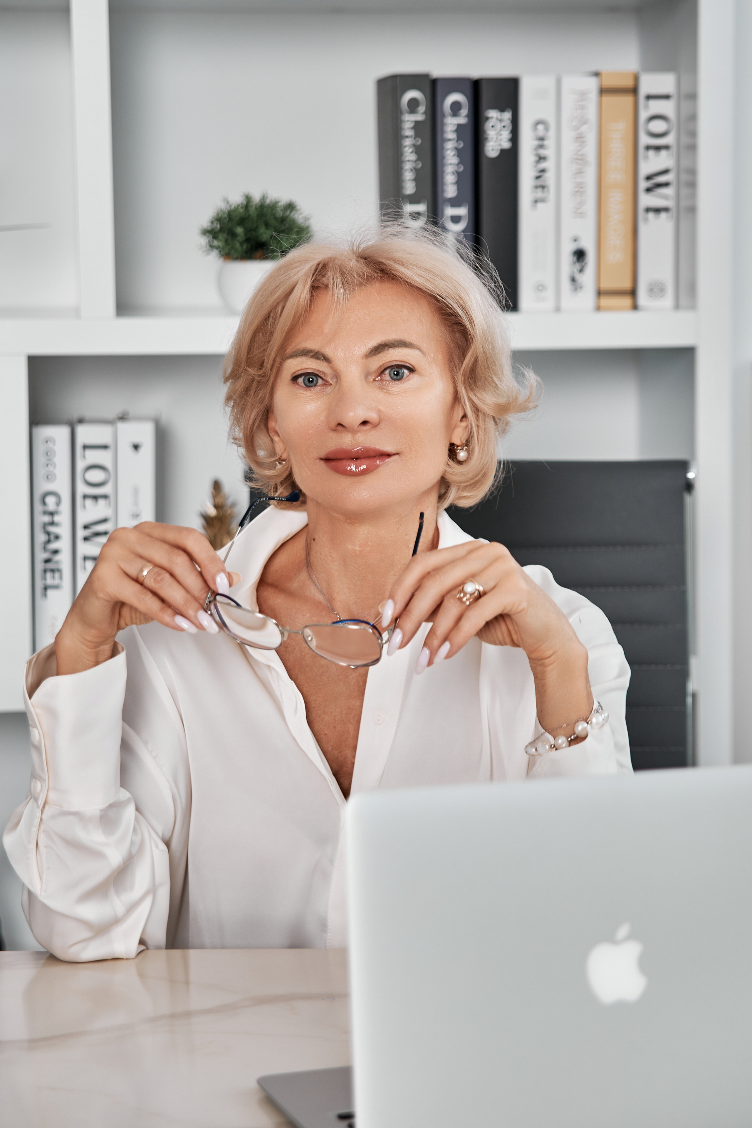 Бизнес-портрет. Анна Гончарова свадебный и репортажный фотограф в Москве