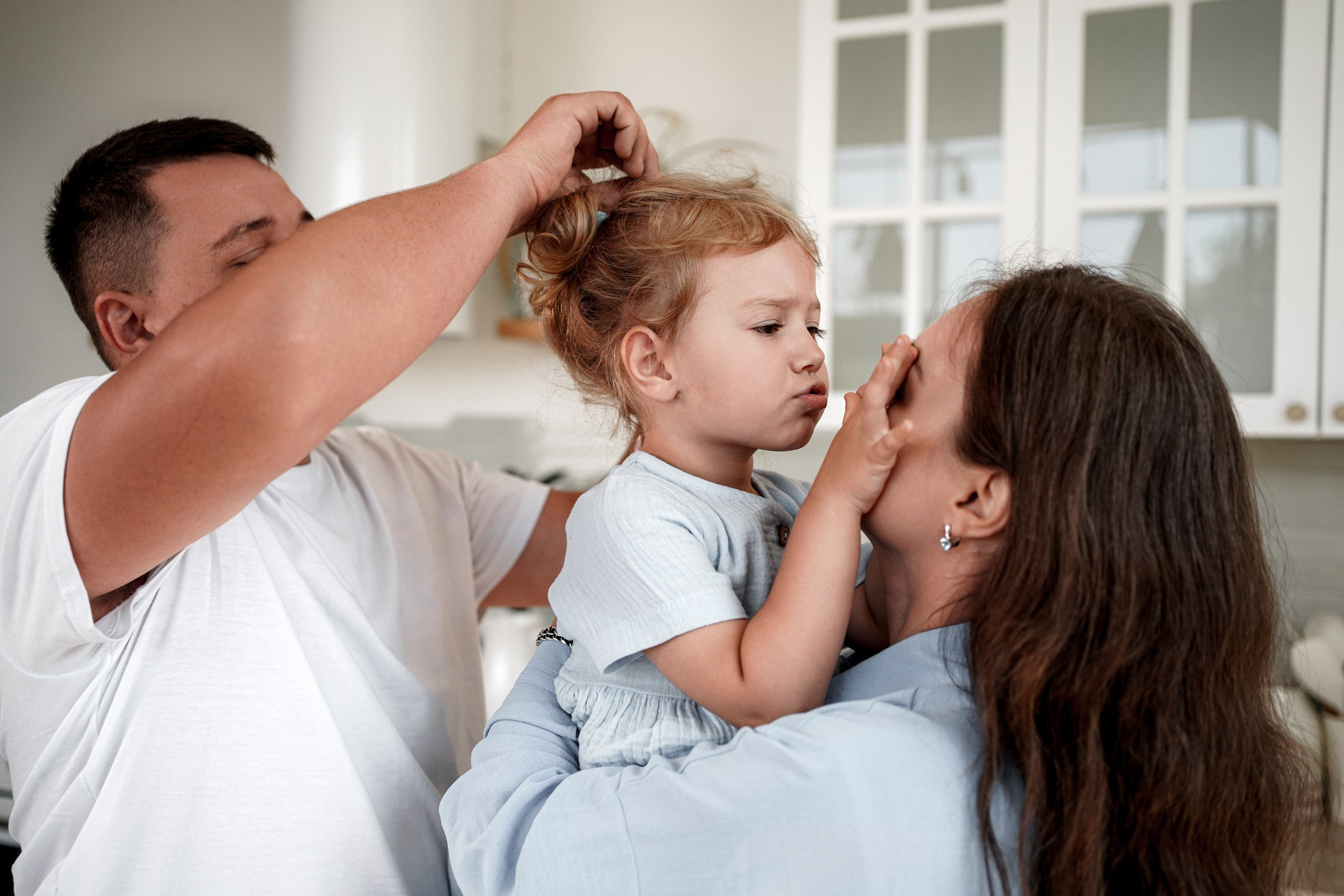 Семейная фотосессия в студии Терра в Новочеркасске. Фотограф Ростов-на-Дону. Свадебный фотограф в Ростове-на-Дону. Таинство Крещения и Венчания, семейные фотосессии. Алёна Чёботова