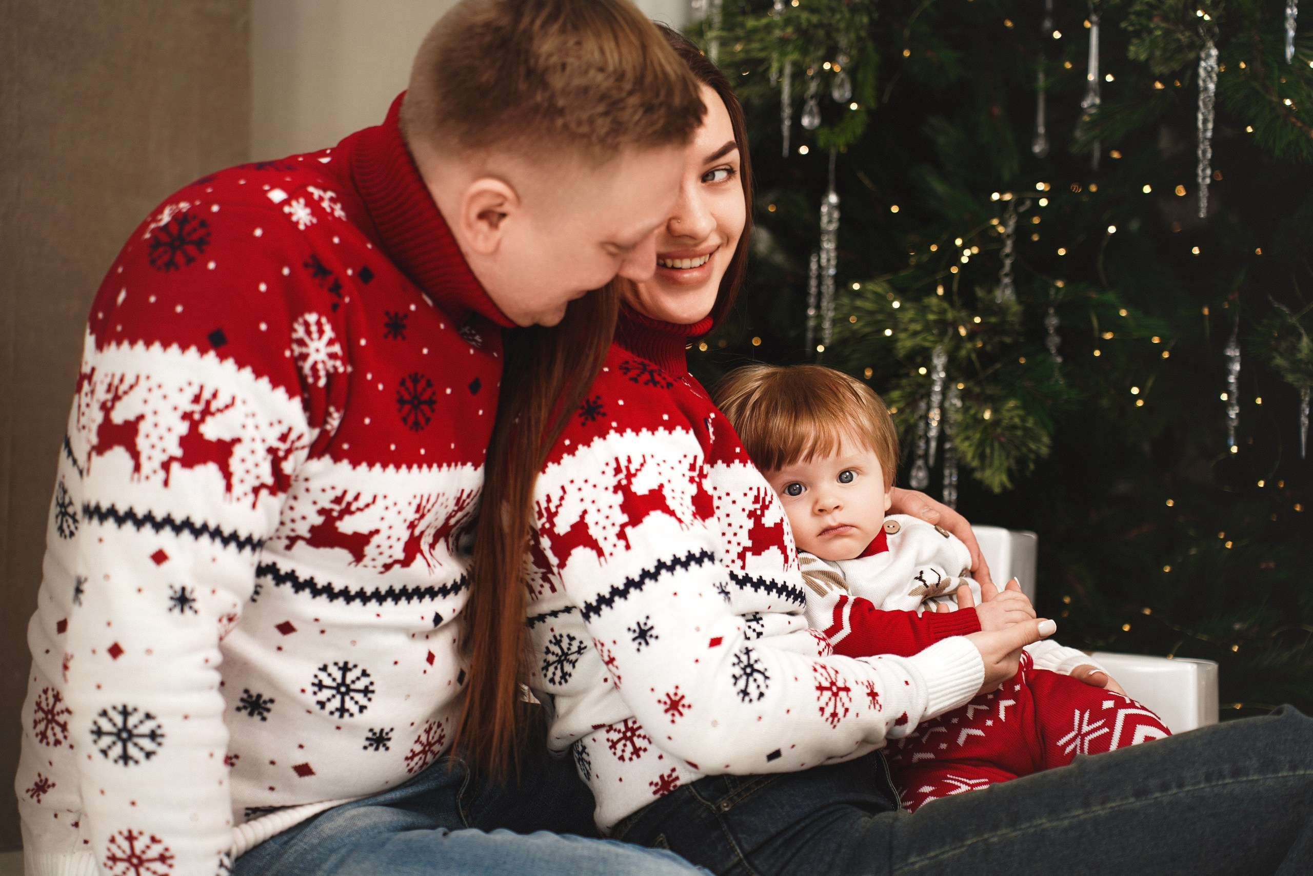 Семейная фотосессия в студии Blanc. Свадебный фотограф в Ростове-на-Дону. Таинство Крещения и Венчания, семейные фотосессии. Алёна Чёботова