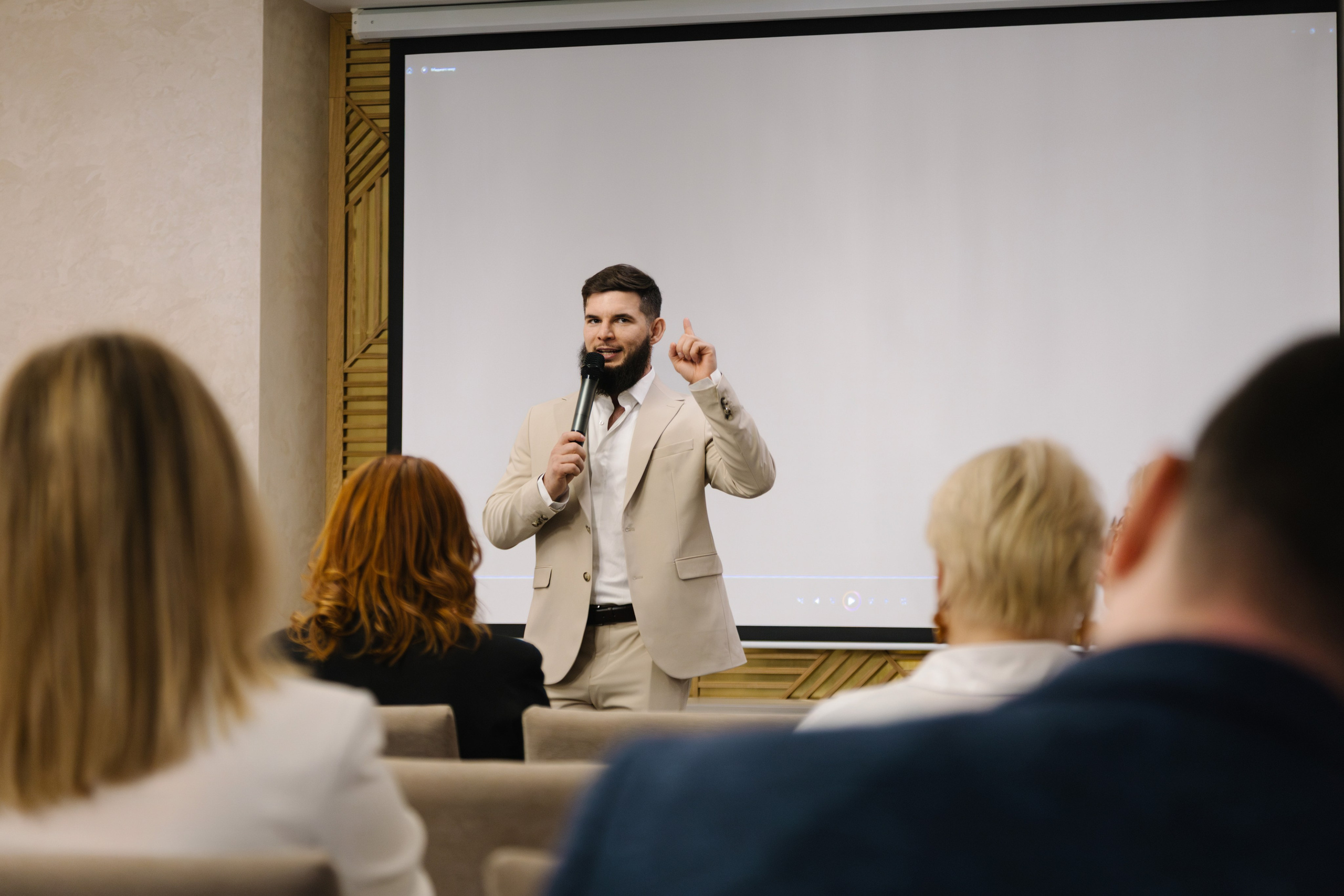 Бизнес марафон Эволюция. Артур Иликчян — Wedding & Event фотограф в Краснодаре