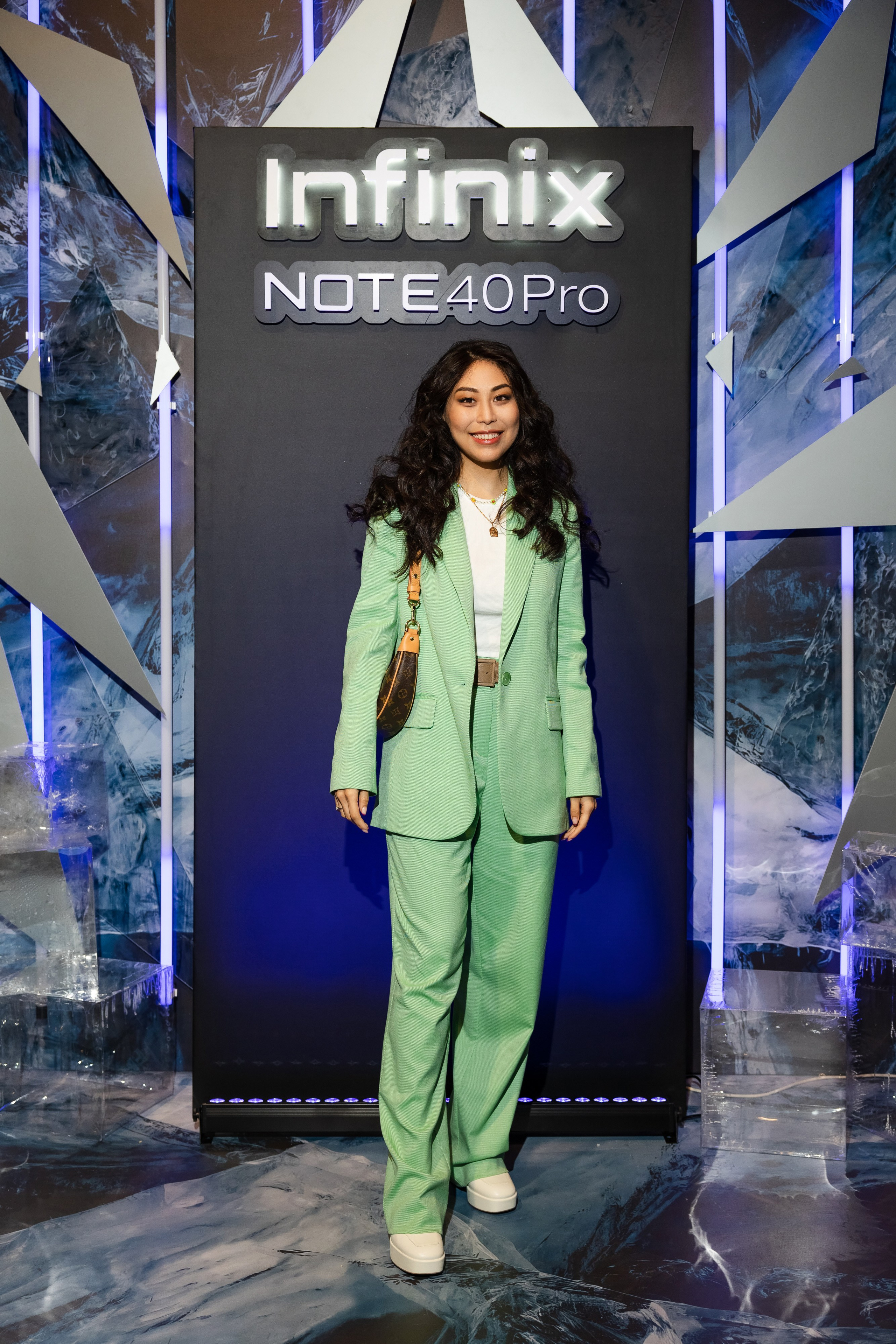 Презентация Infinix. Свадебный репортажный фотограф в Москве