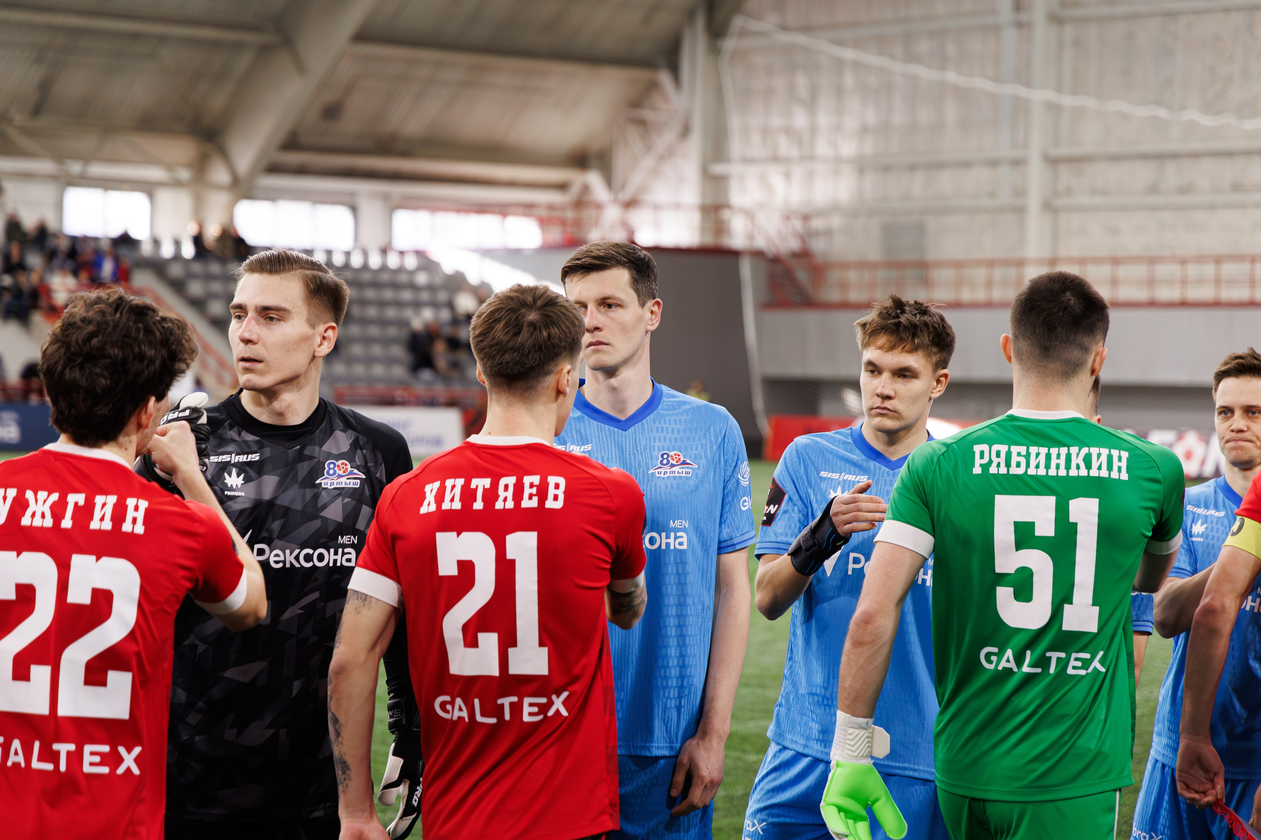 Иртыш — Текстильщик. Свадебный и репортажный фотограф в Омске. Червоткин Никита