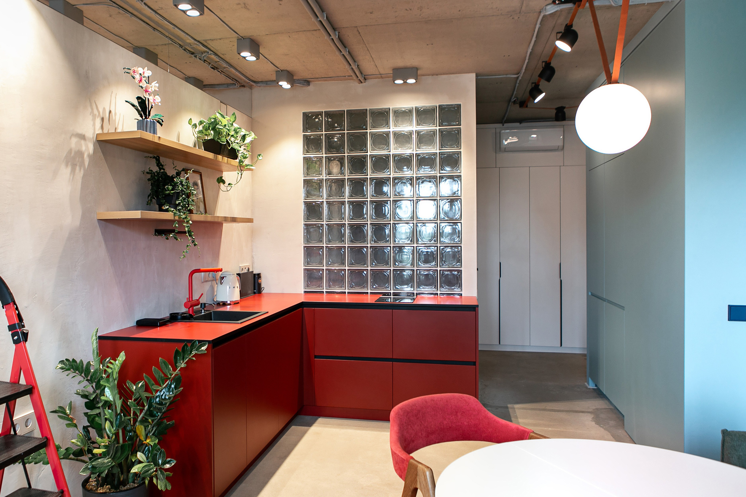 Интерьер ЖК Ирнест. Контент фотограф, съемка для маркетплейсов, фуд съемка и репортажи в Новосибирске Ралия Галеева