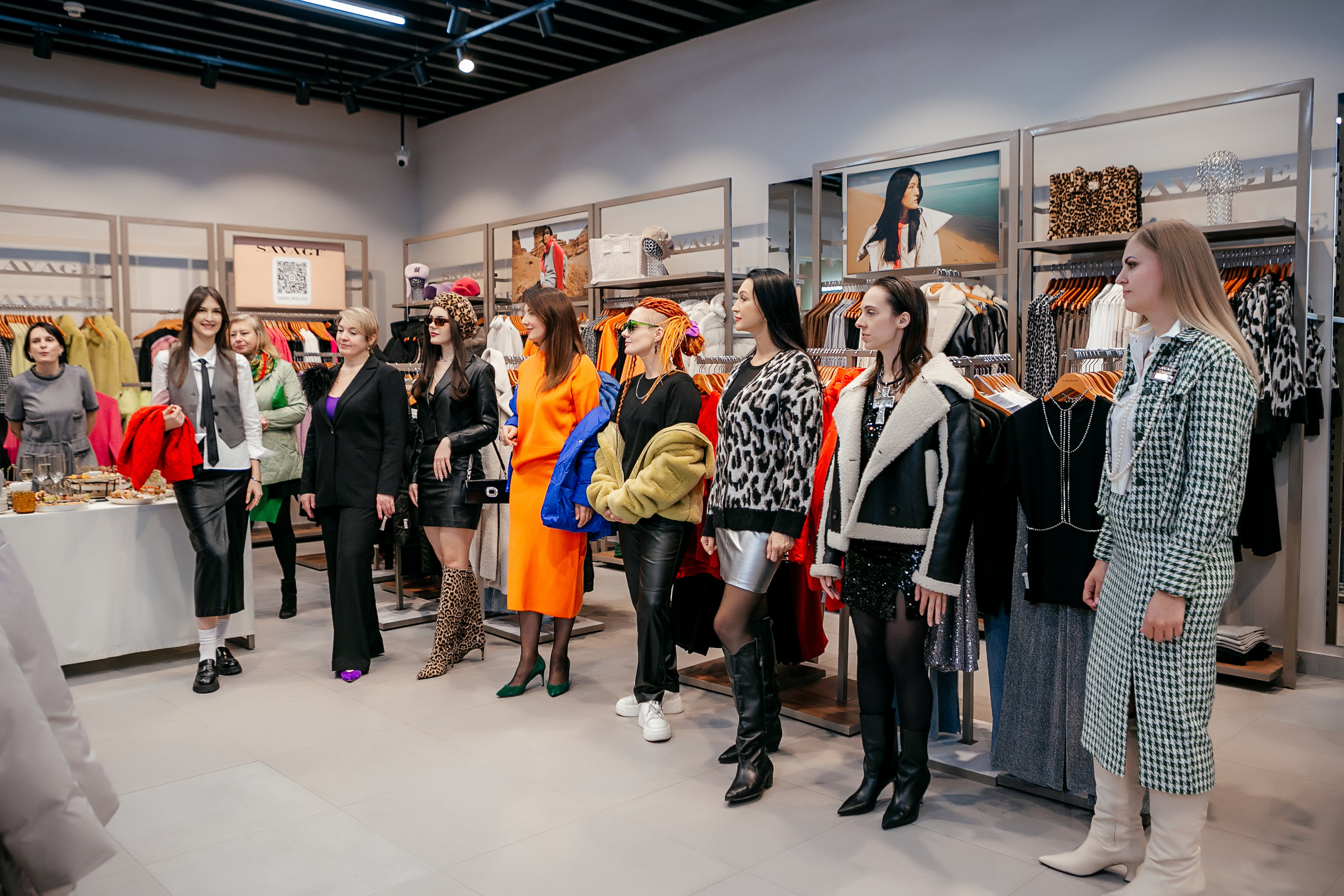 Открытие магазина SAVAGE. Контент фотограф, съемка для маркетплейсов, фуд съемка и репортажи в Новосибирске Ралия Галеева