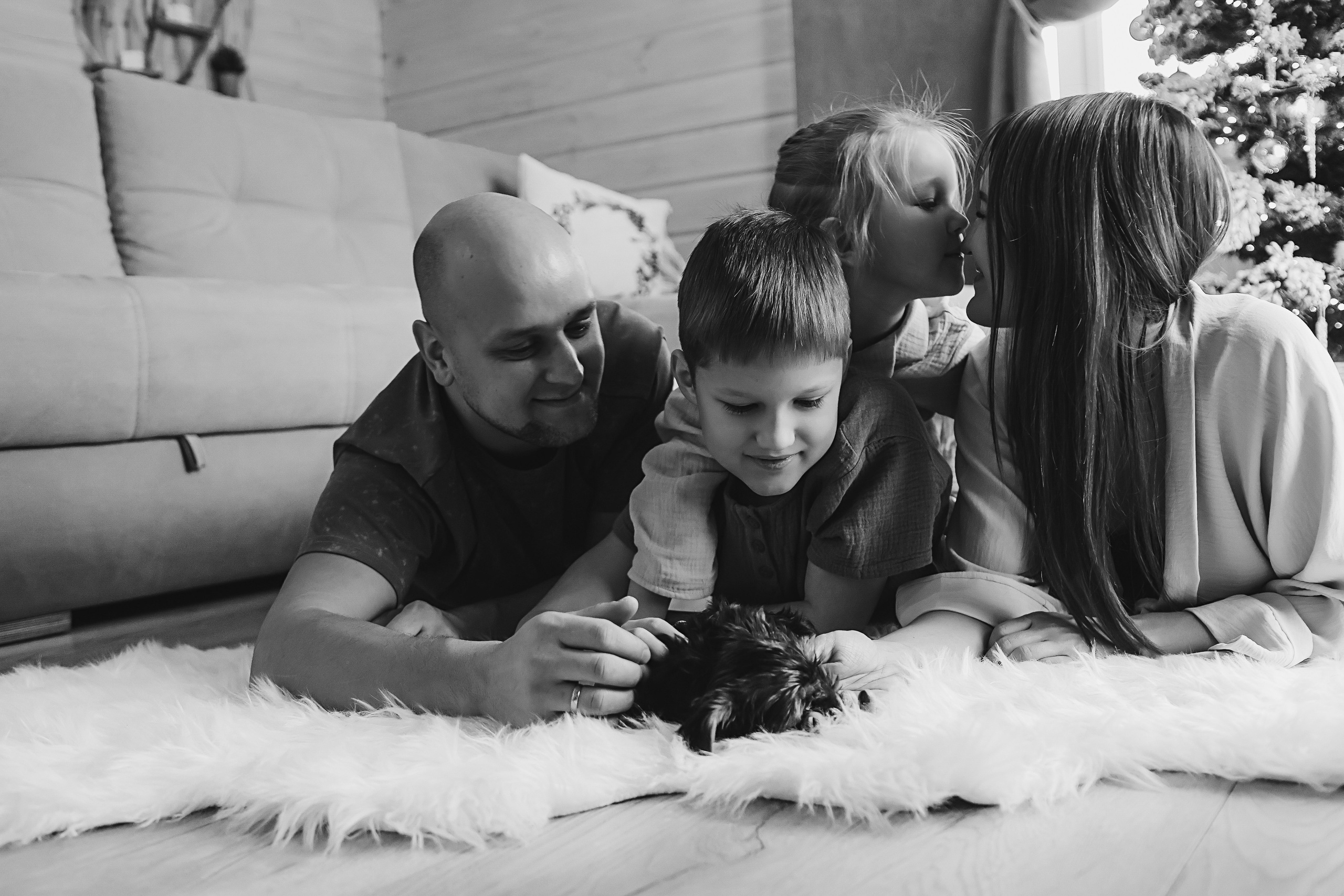 Домашняя. Семейный фотограф Тюмень, фотограф на роды Салмина Мария