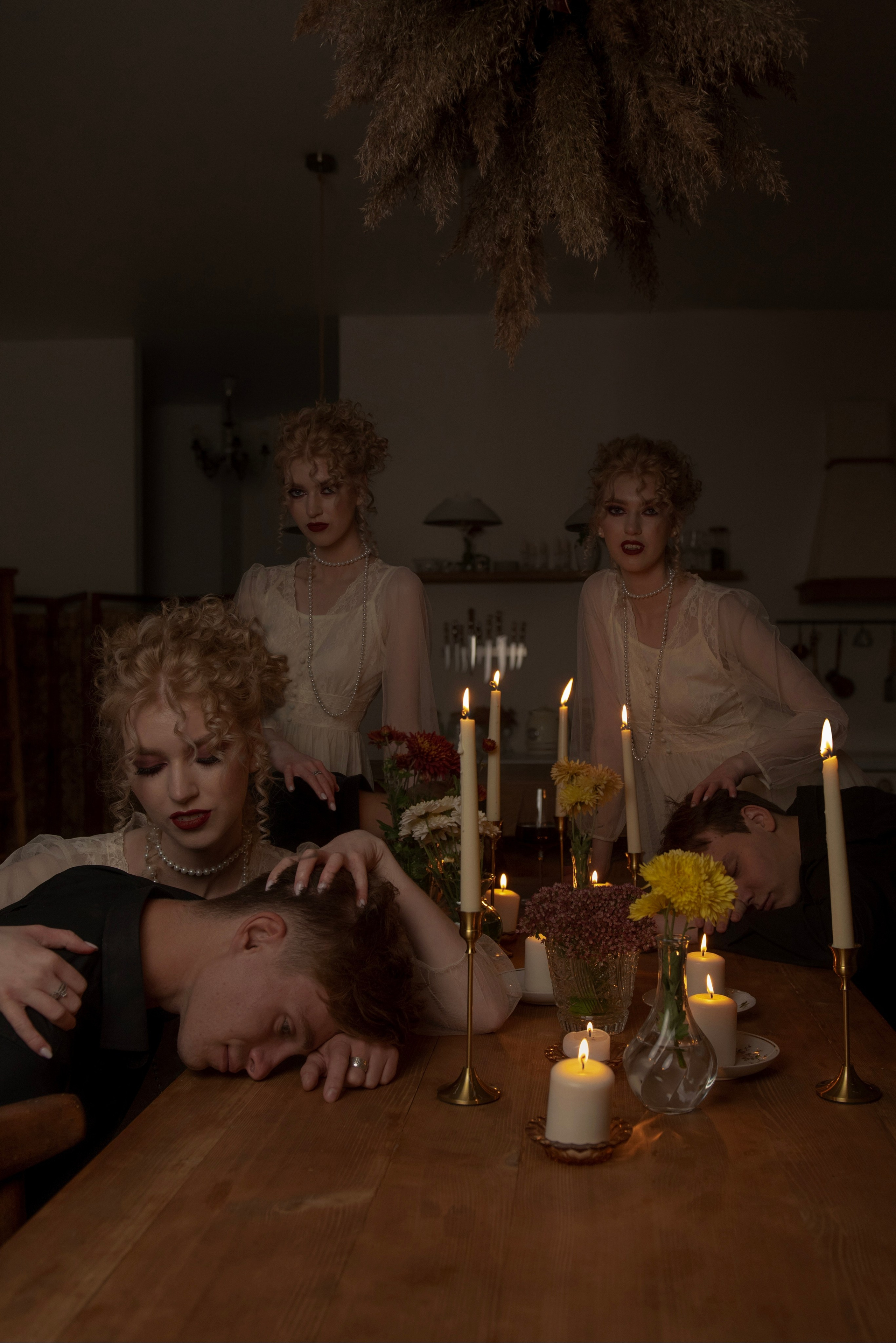 Вампирская тематика. Портретный фотограф в Казани Тумурзина Камила