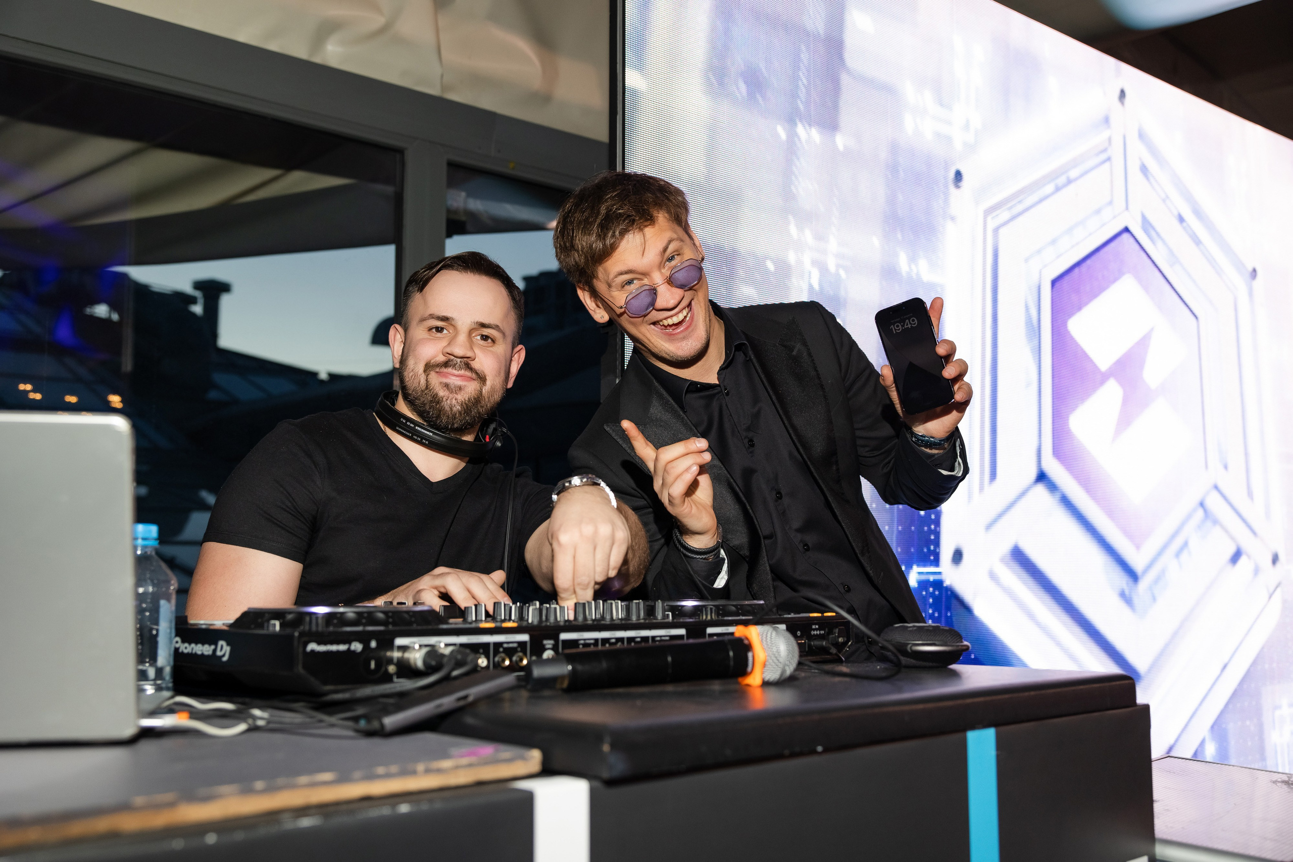 Презентация Infinix. Свадебный репортажный фотограф в Москве