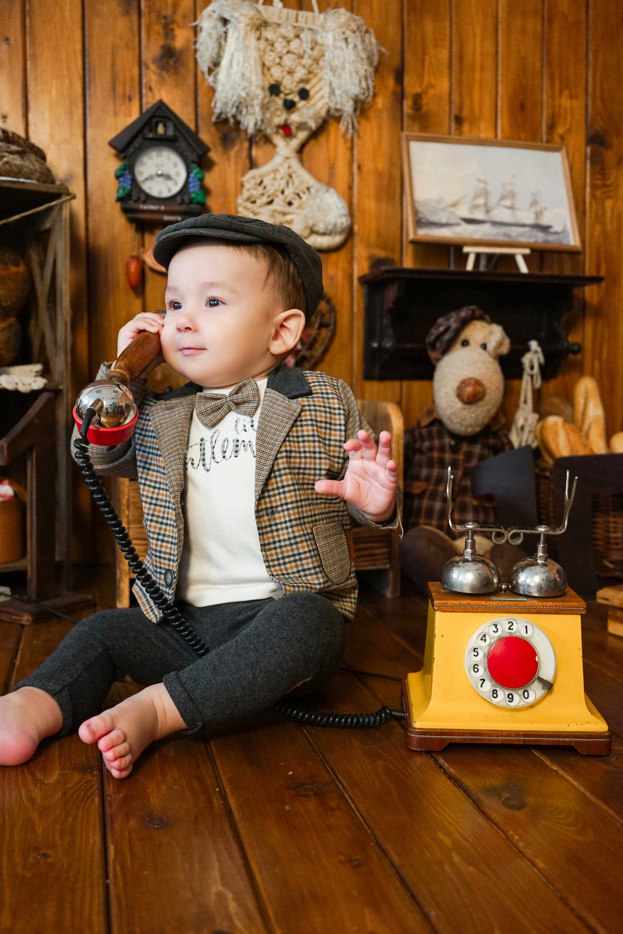 Деревянный Подиум. Детская Фотостудия ГОДОВАСИКИ в Санкт-Петербурге фотосесия на годик