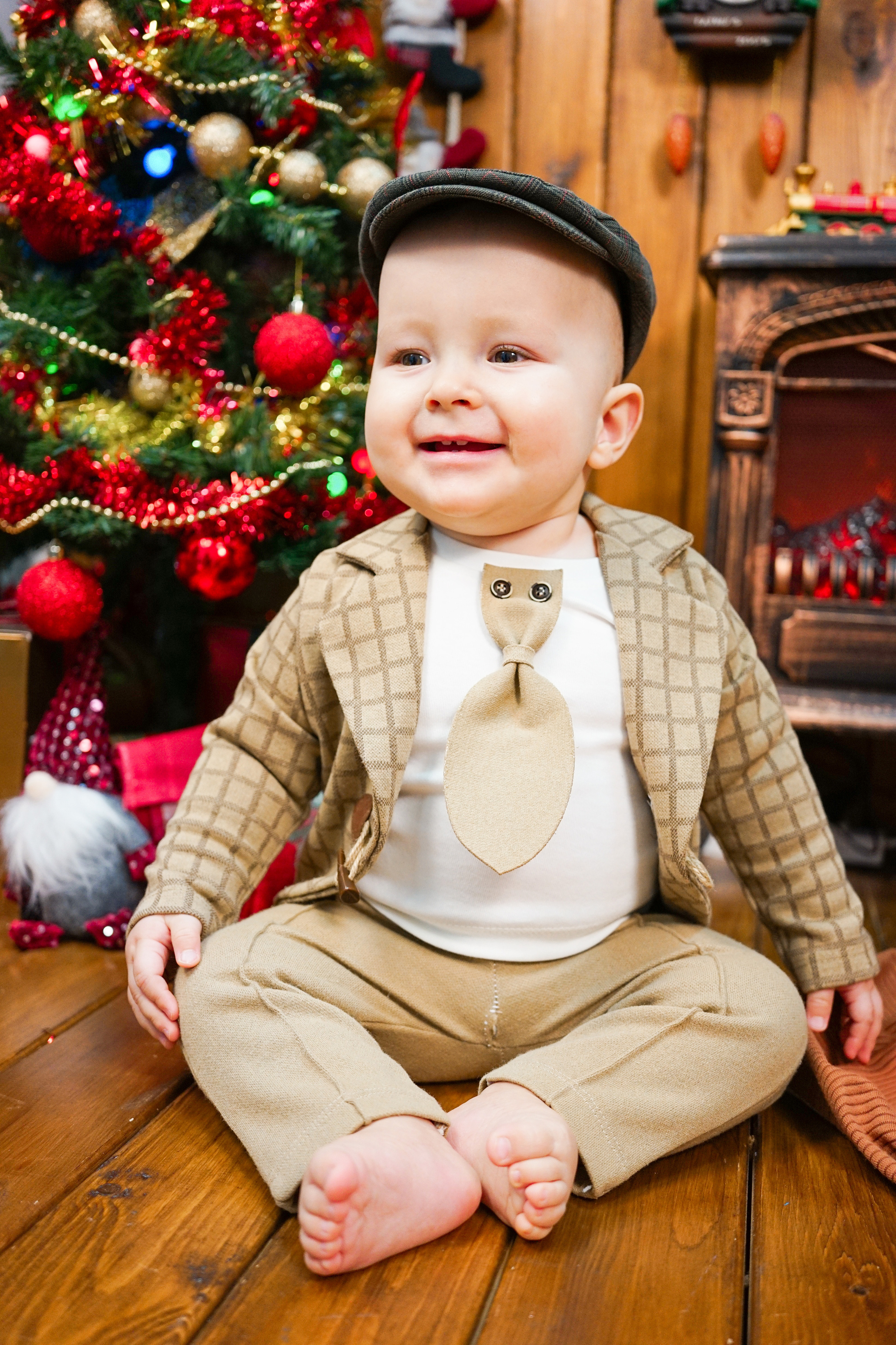 Деревянный Подиум. Детская Фотостудия ГОДОВАСИКИ в Санкт-Петербурге фотосесия на годик