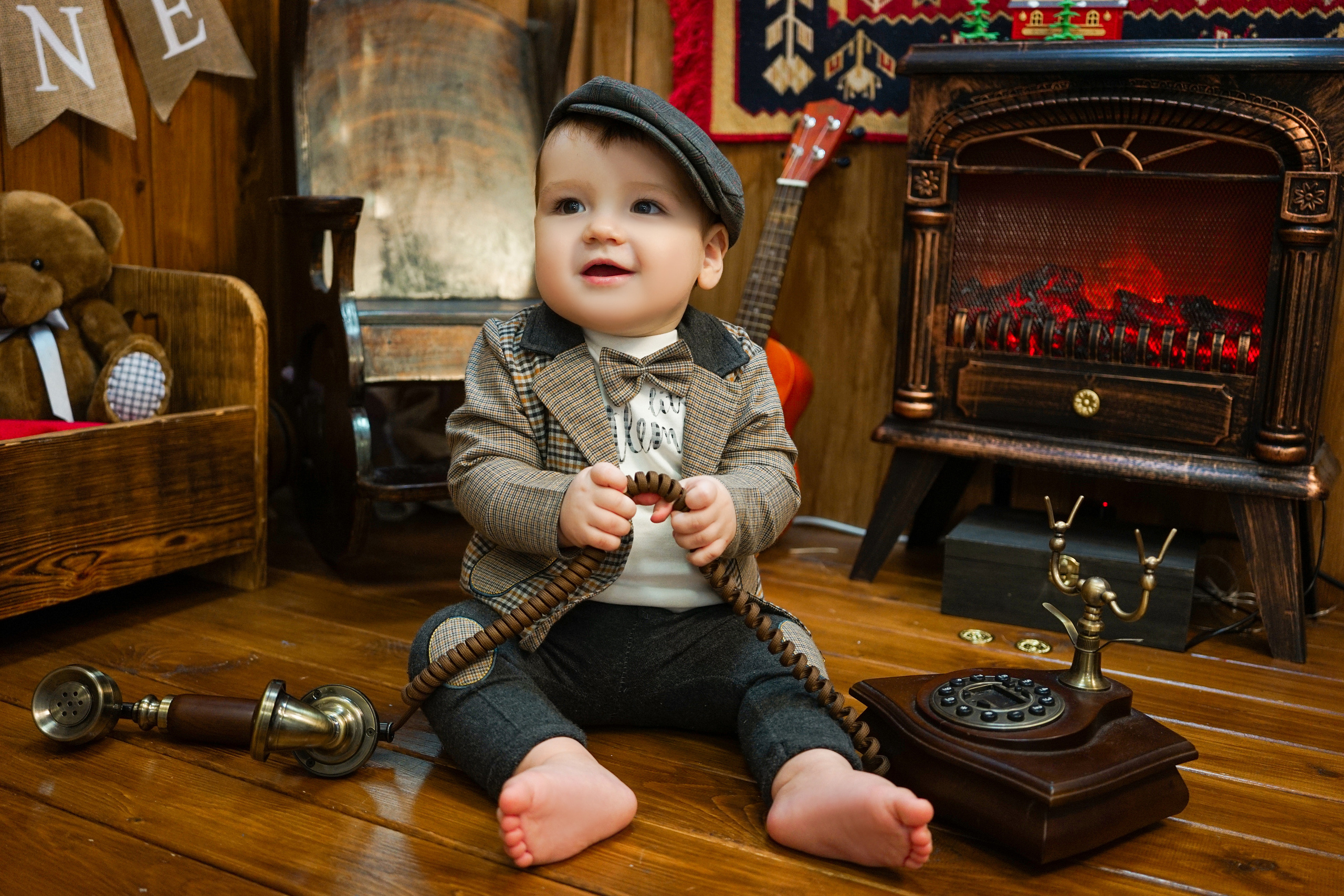 Деревянный Подиум. Детская Фотостудия ГОДОВАСИКИ в Санкт-Петербурге фотосесия на годик