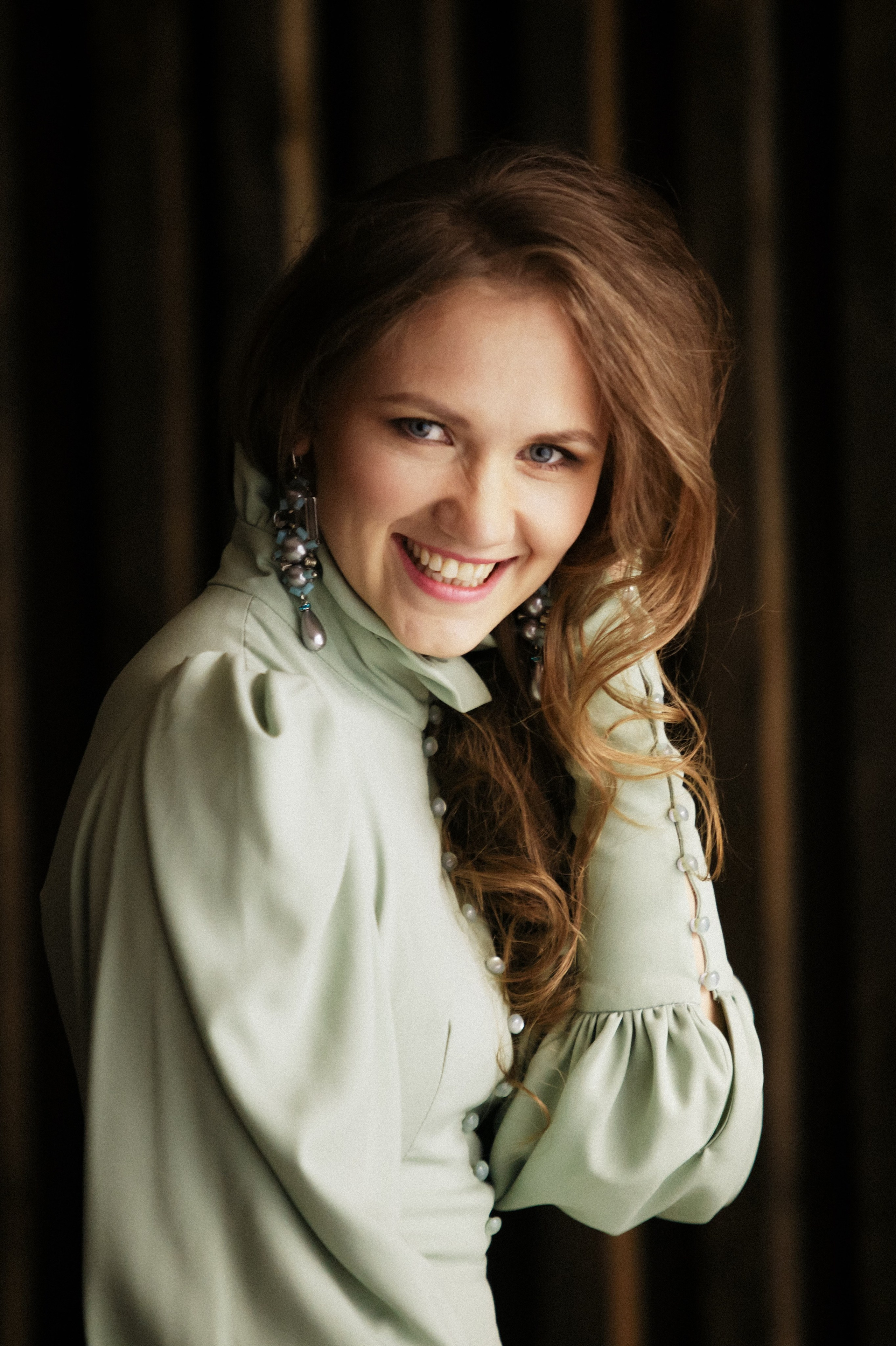 Съемка для двух сестер в студии. Фотографы в Москве Светлана Устинова и Сергей Грачев