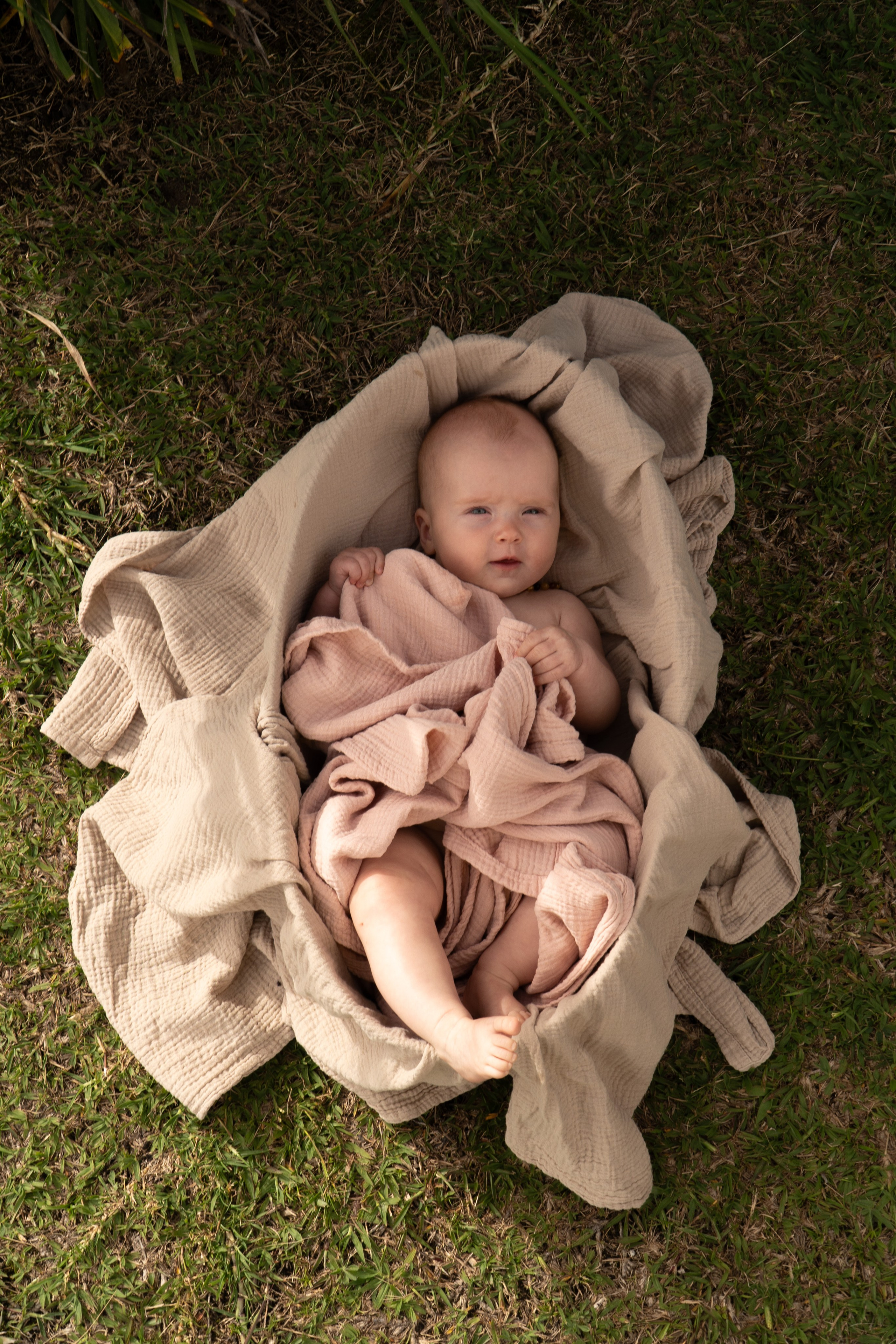 Olga and Family. Wedding Photographer in Barcelona and Medellin