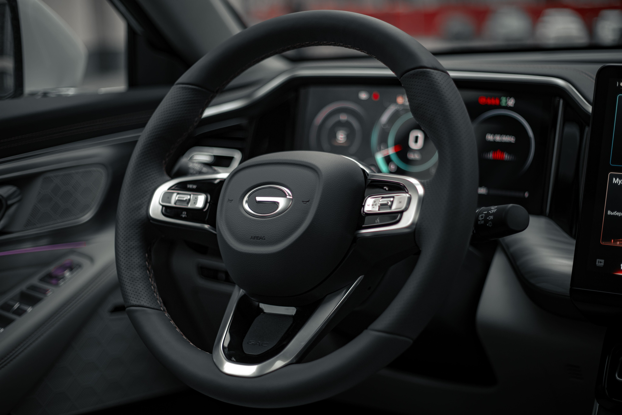 Бизнес съемка для автосалона GAC в городе Ижевск. Бизнес фотограф Ижевск — Назаров Роман