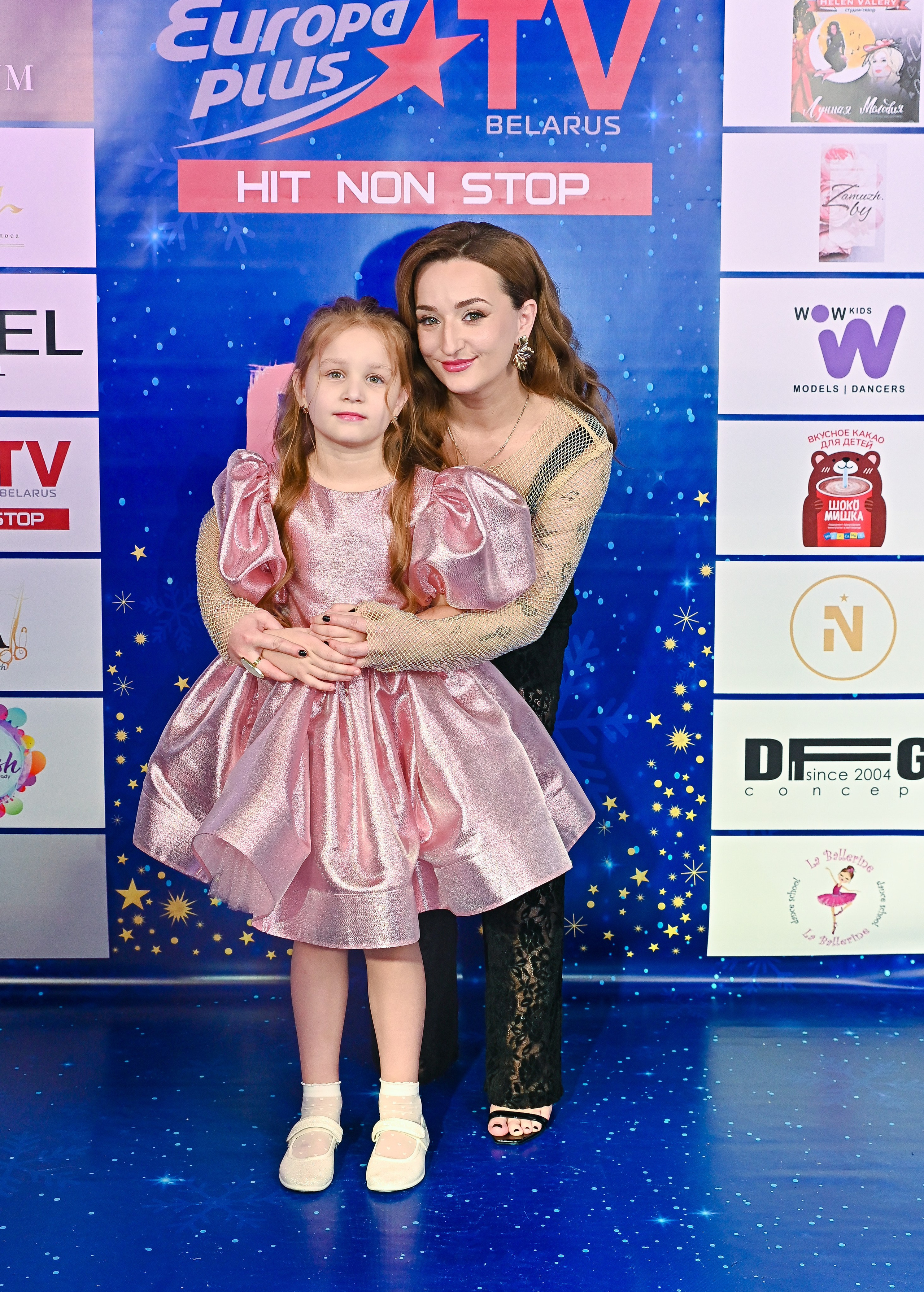 Большая новогодняя тусовка. Фотоуслуги, услуги фотографа, фотографирование важных событий