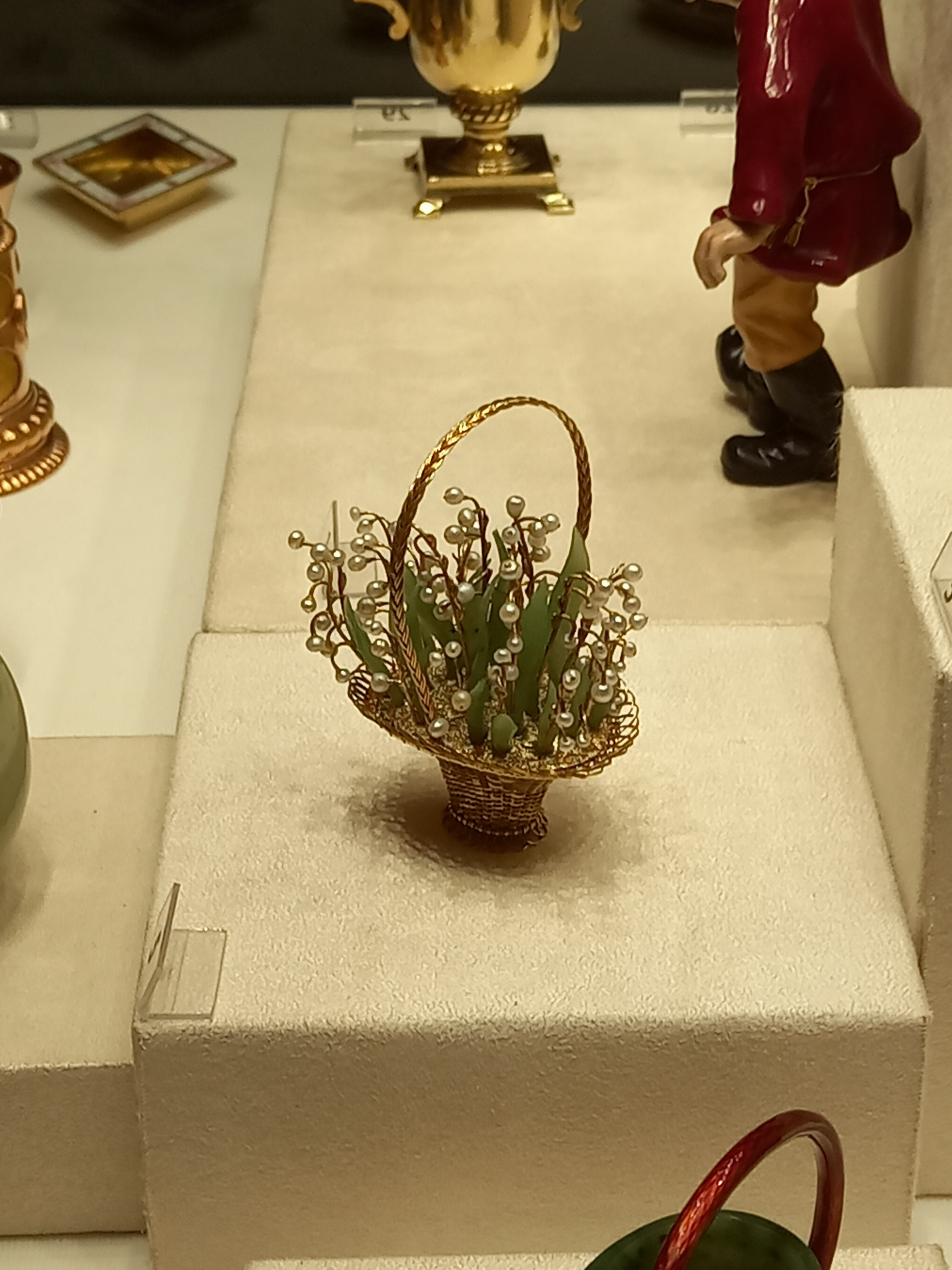 Корзинка с ландышами Lillies of the Valley basket