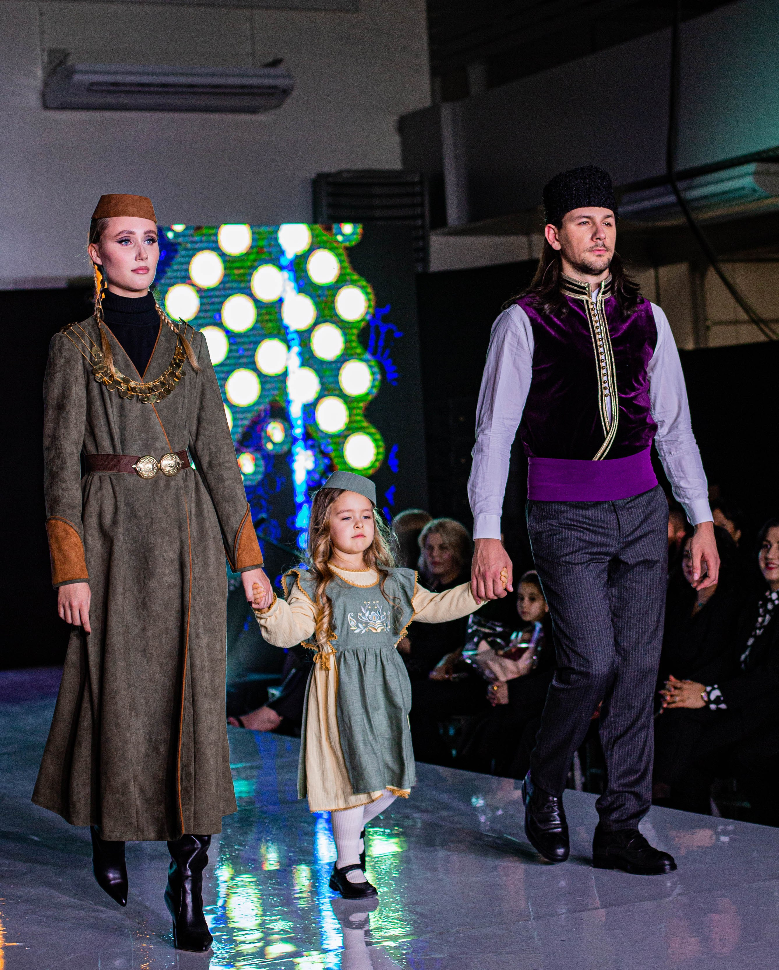 Crimean Tatar fashion show «Urba fashion day». Beye Shevkiyeva Photography