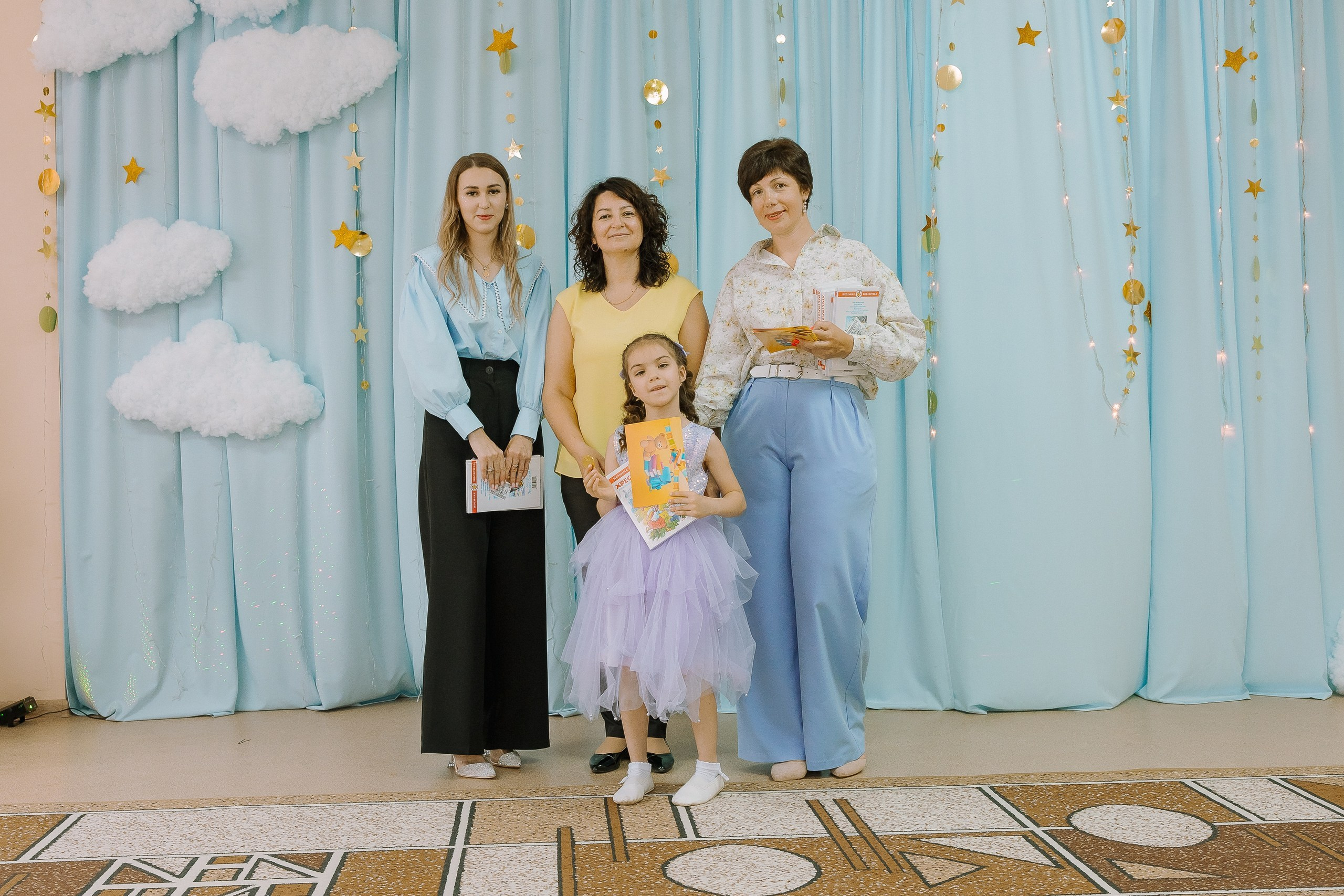 Выпускной в ДС -29. Выпускные альбомы Натальи Бутко: Новороссийск, Анапа, Геленджик