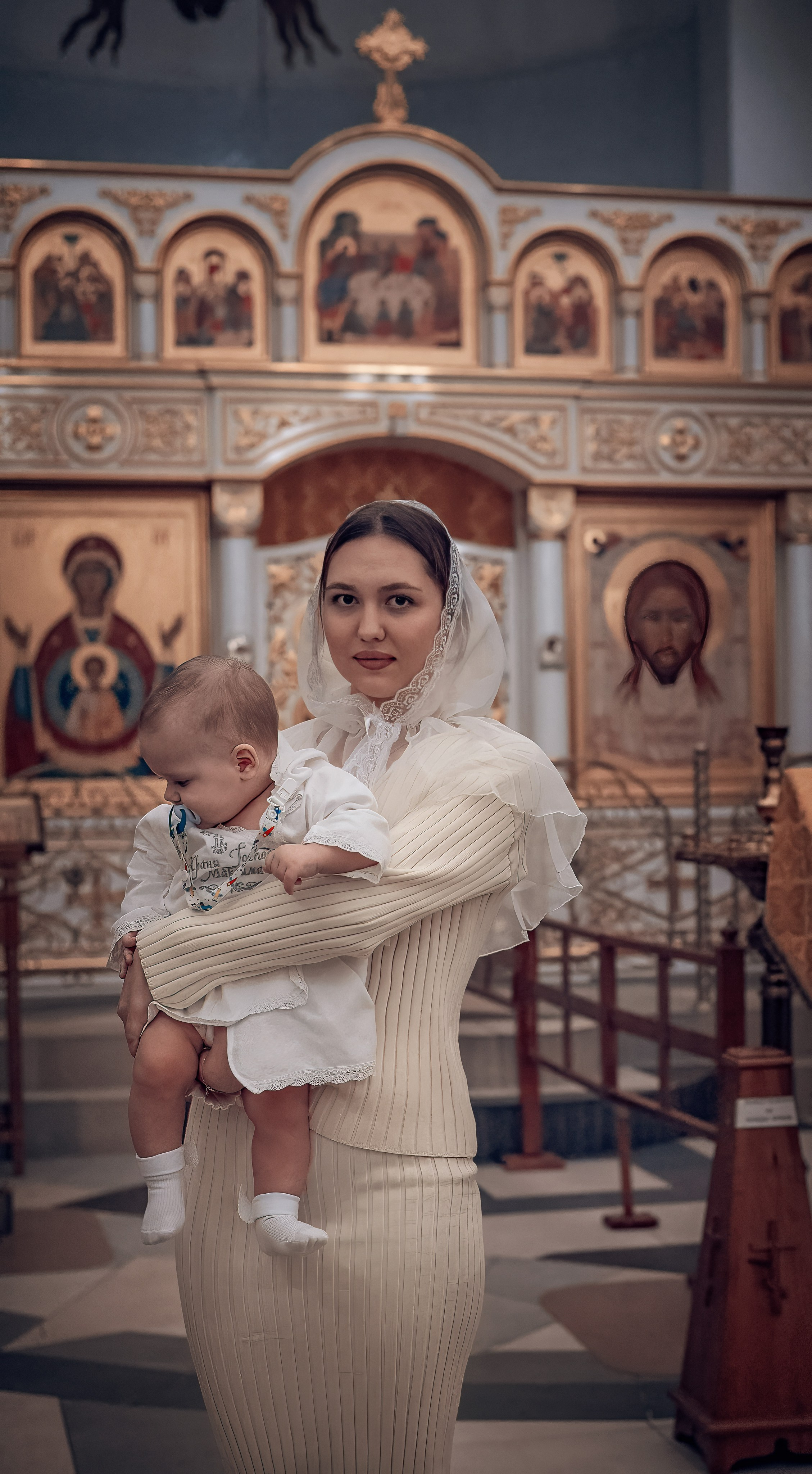 Крещение Максима в храме Феодора Тирона. Фотографы крещения/венчания  Красноярск Татьяна и Вячеслав Переваловы